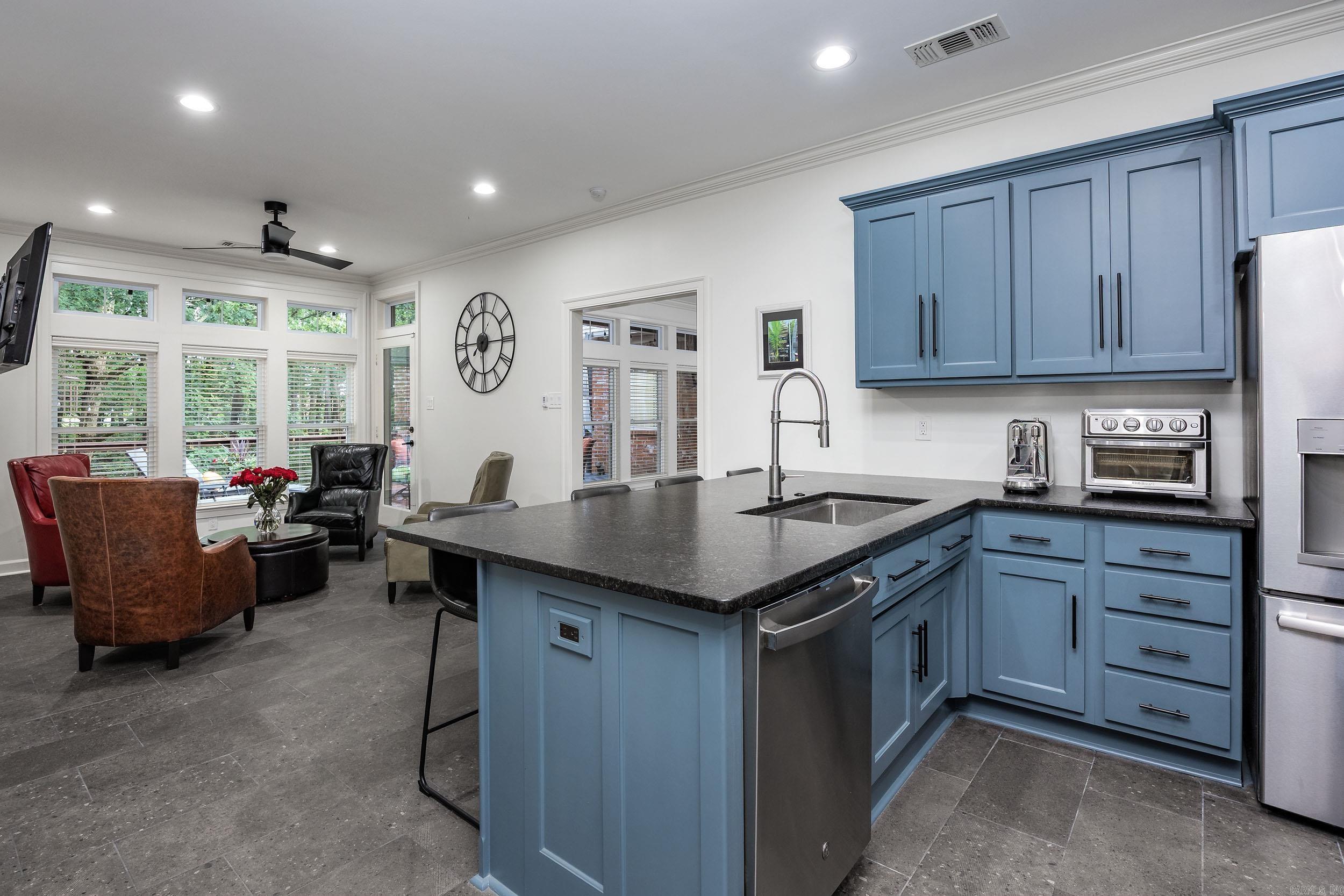 2001 Wellington Woods Drive