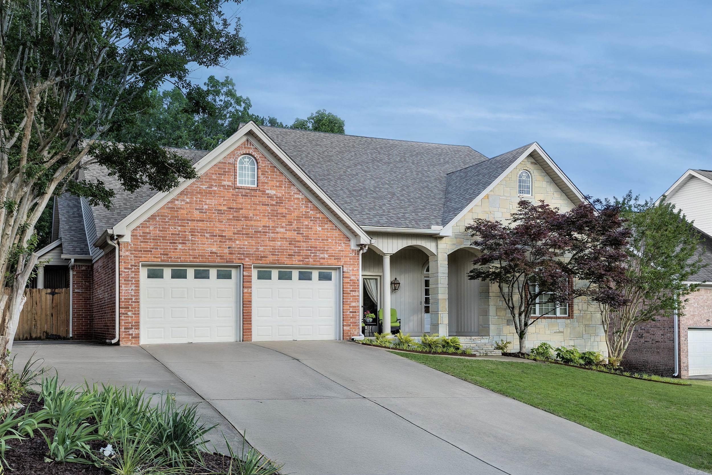 2001 Wellington Woods Drive