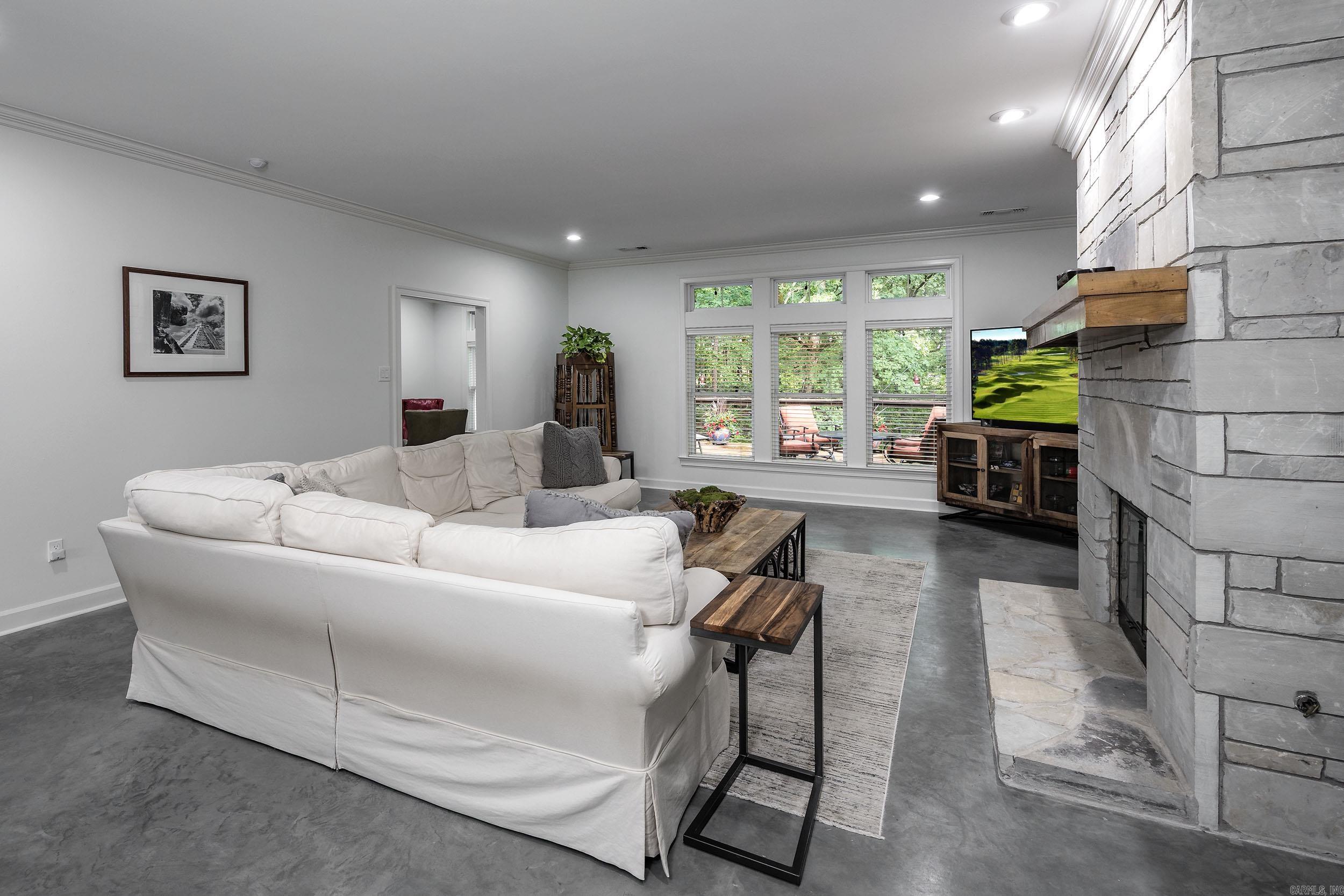 2001 Wellington Woods Drive