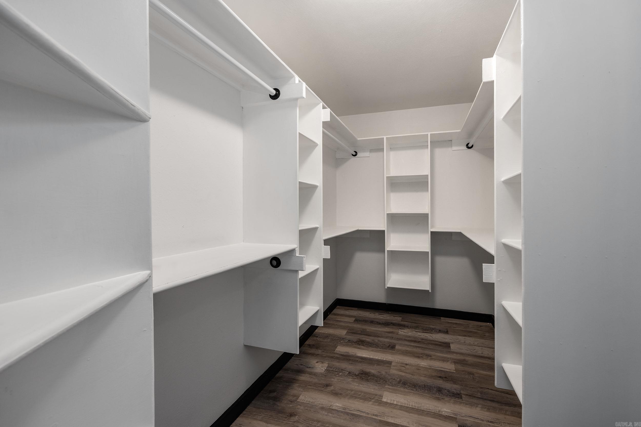 2522 Broadway Street