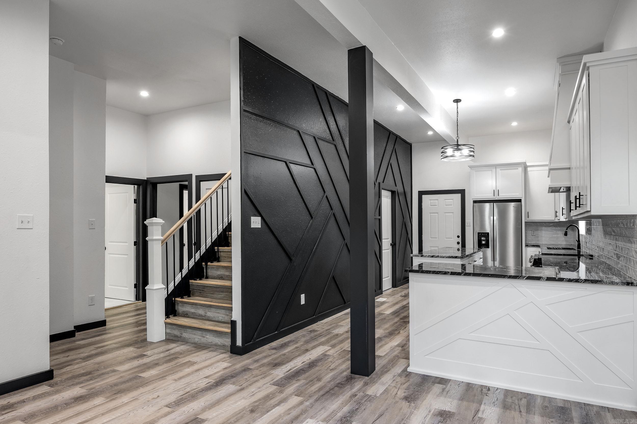 2522 Broadway Street