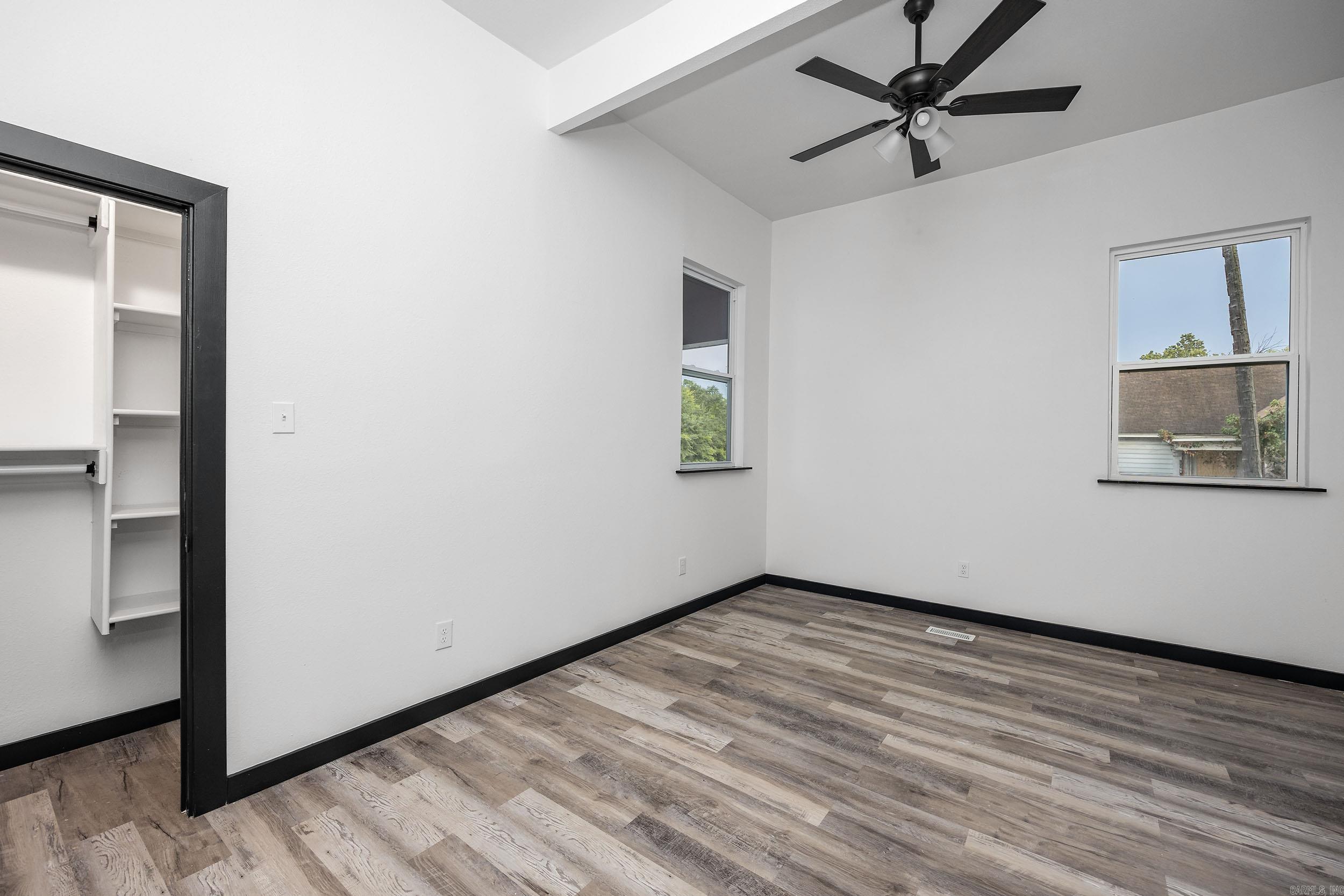 2522 Broadway Street