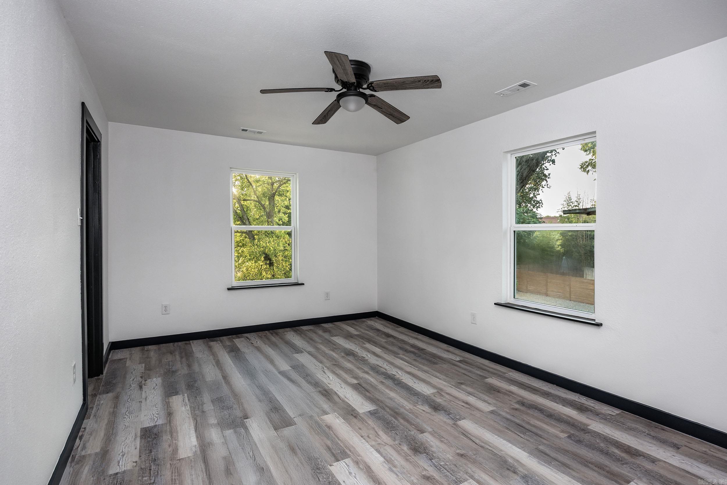 2522 Broadway Street