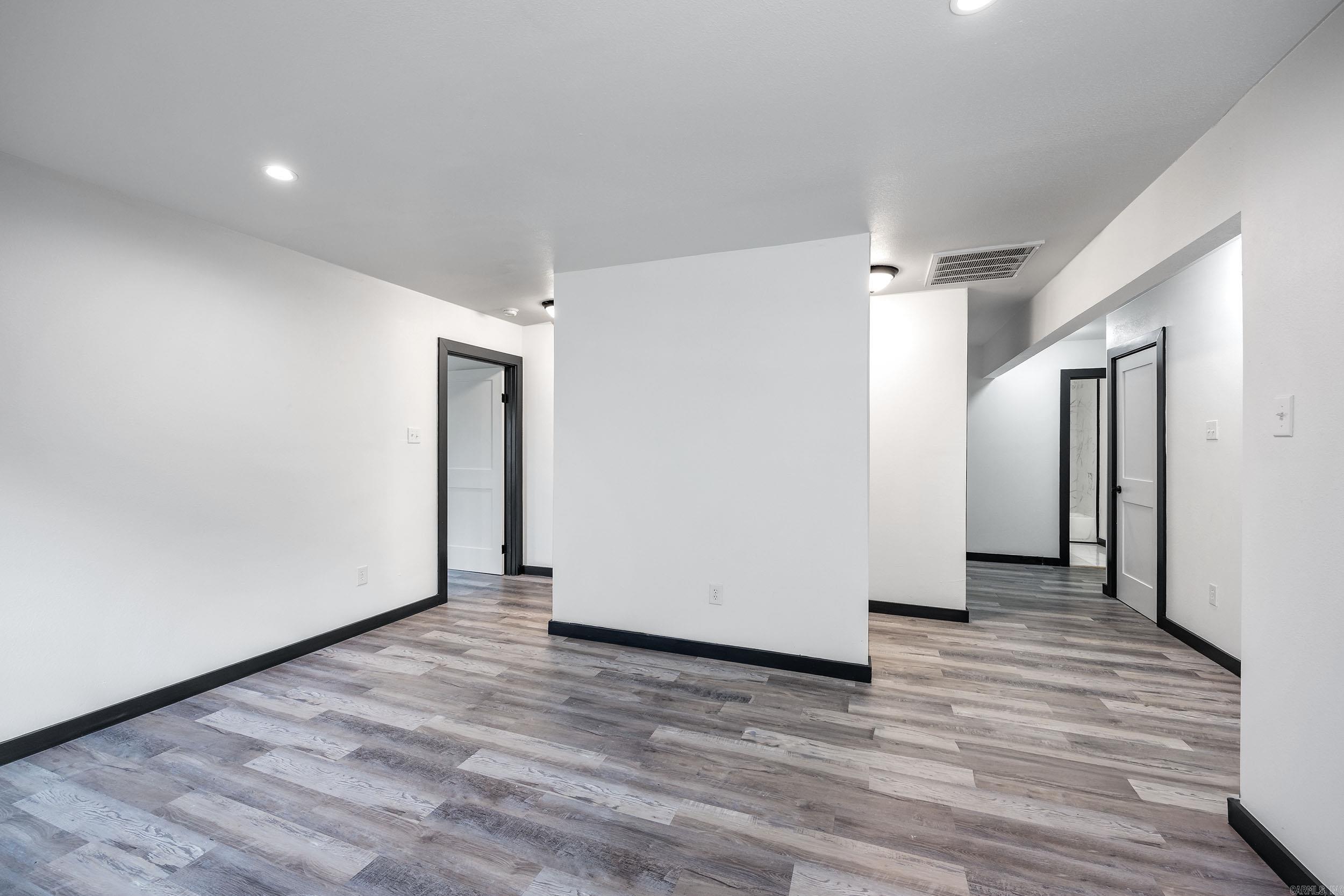 2522 Broadway Street