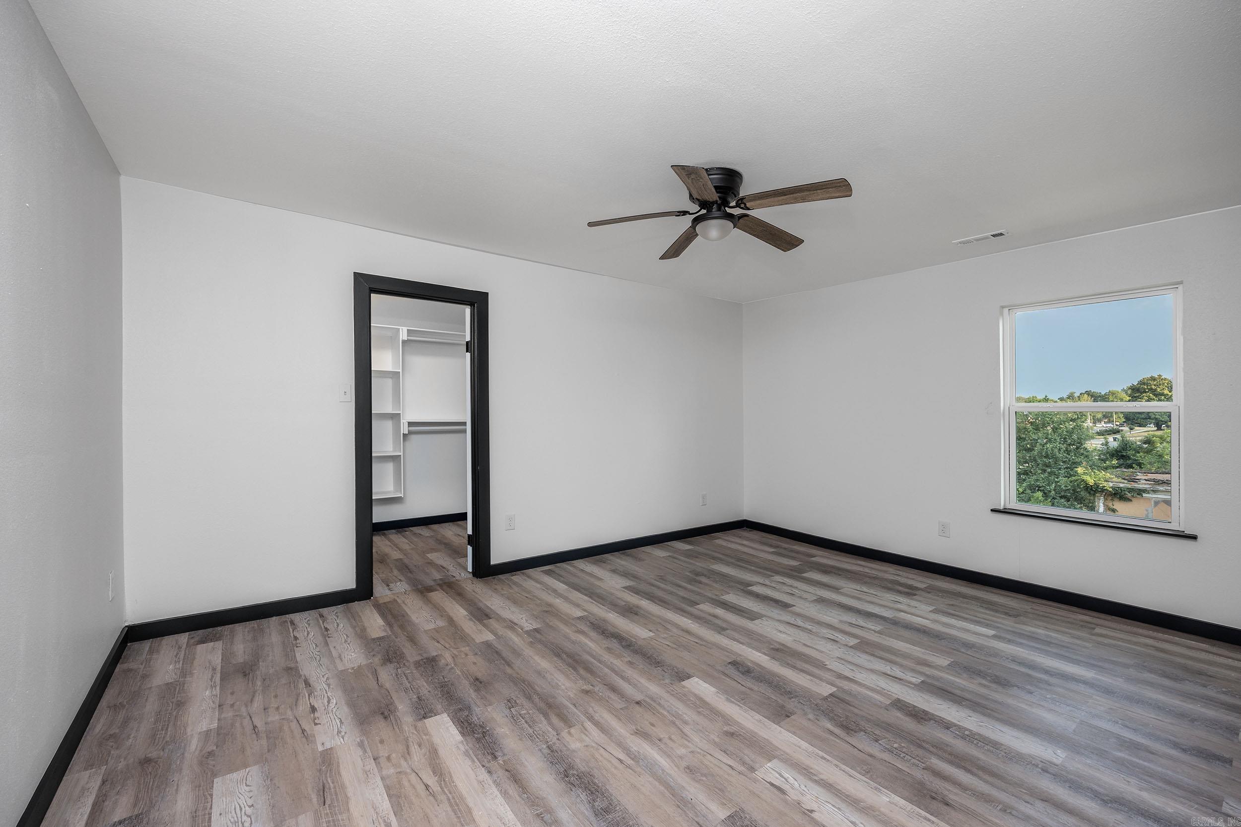 2522 Broadway Street