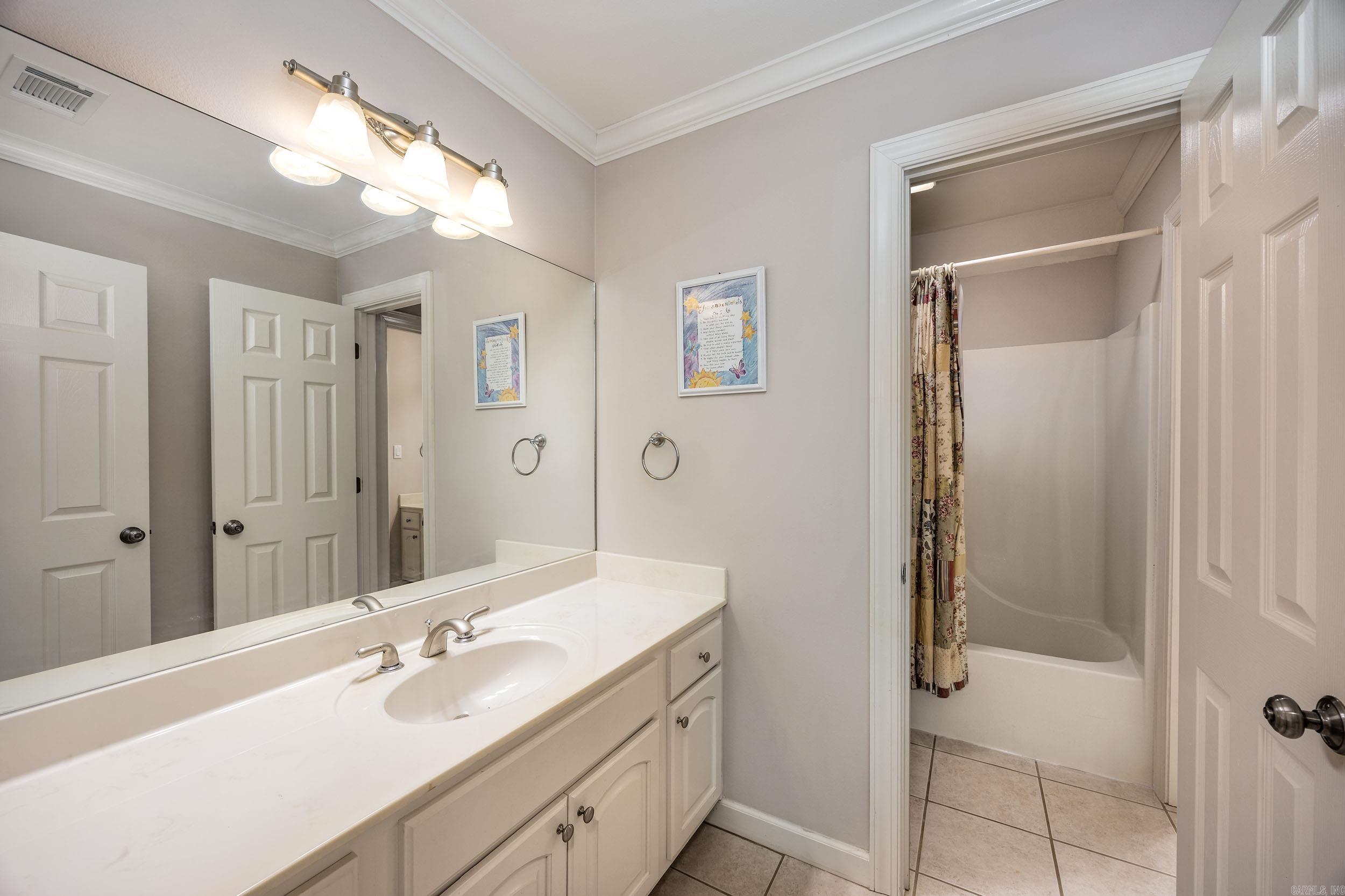 2106 Wellington Woods Drive