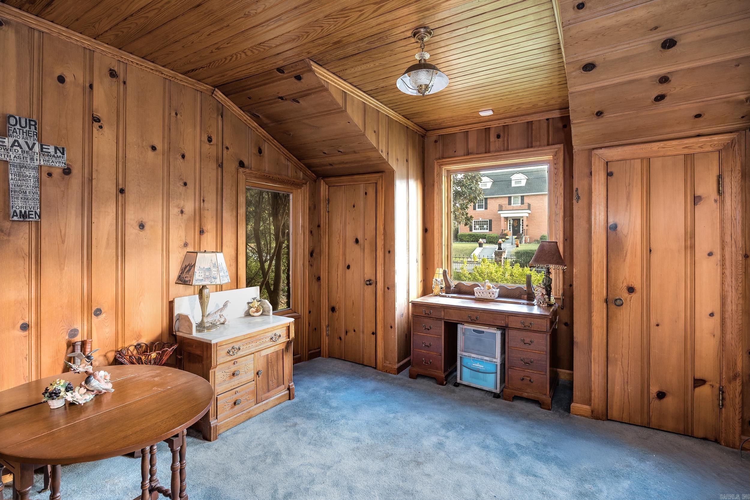 423 W Narroway Street