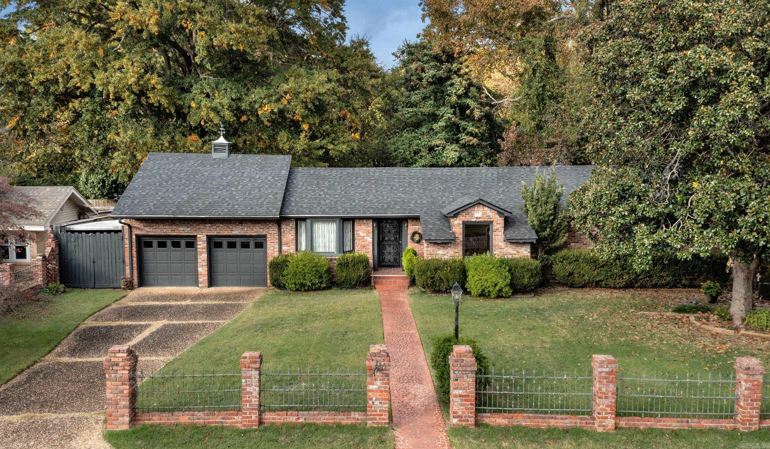 423 W Narroway Street