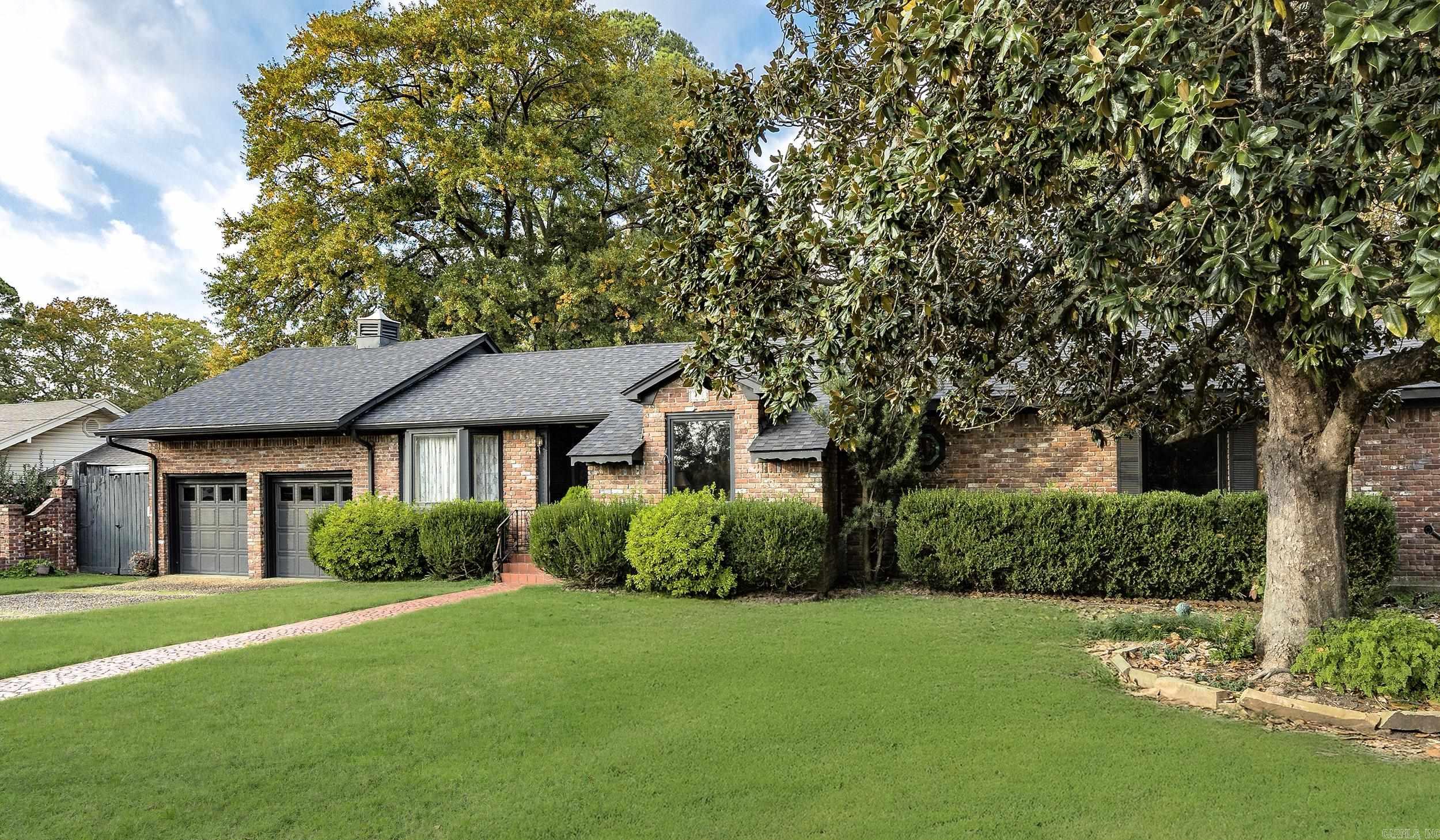 423 W Narroway Street