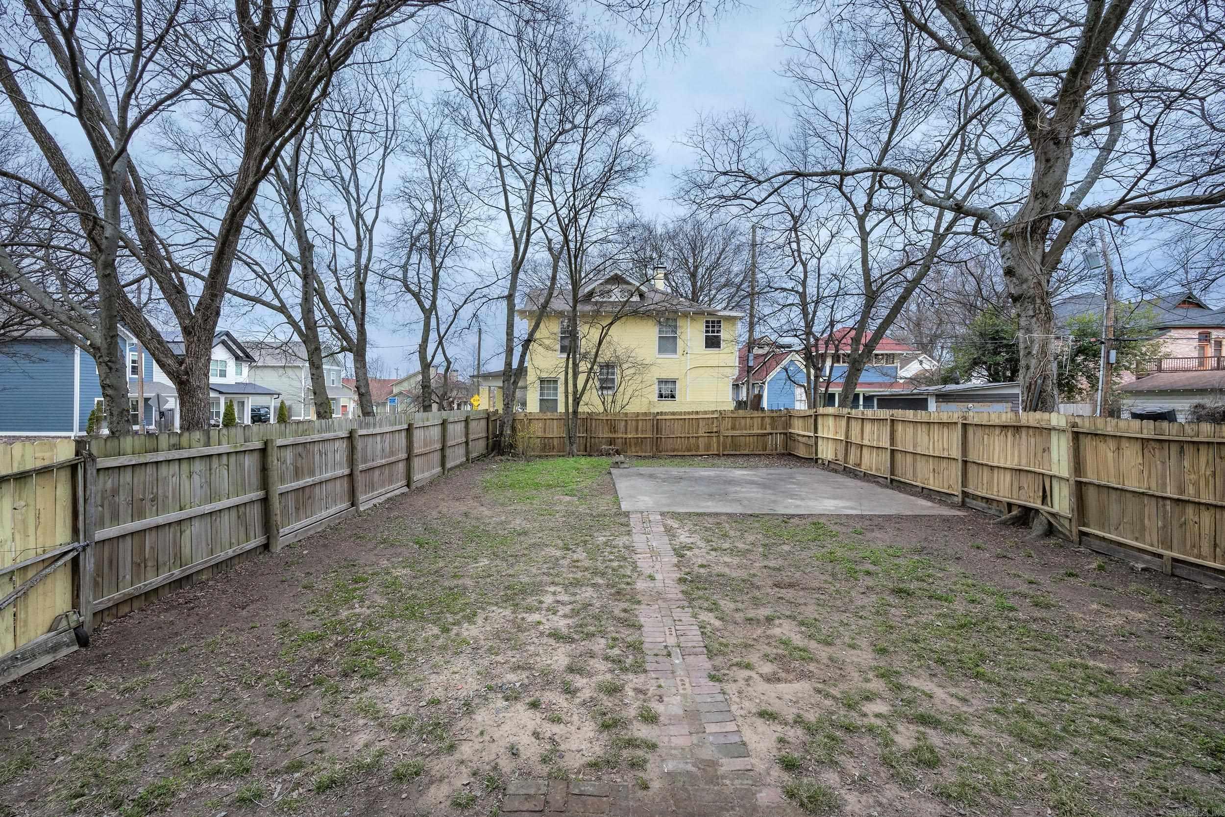 1403 S Center Street