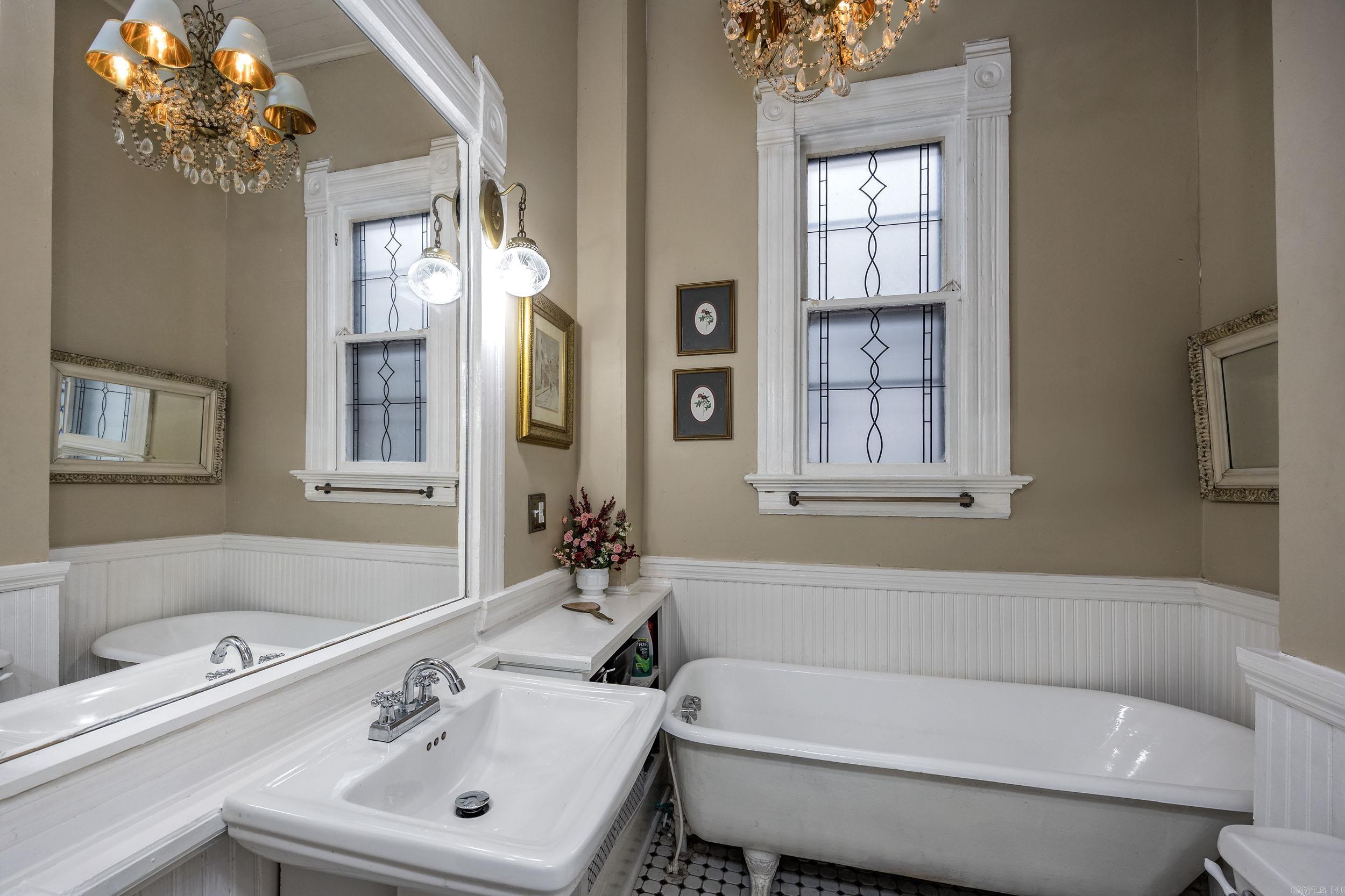 1403 S Center Street