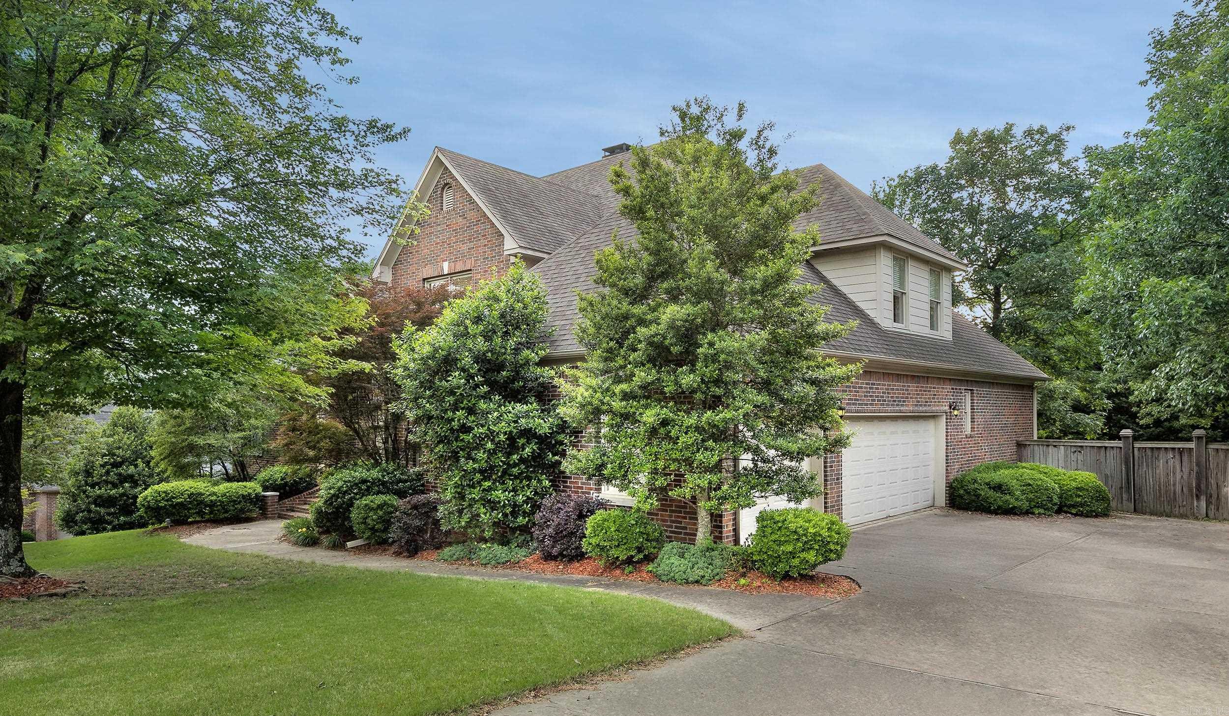 6 Frecourt Lane