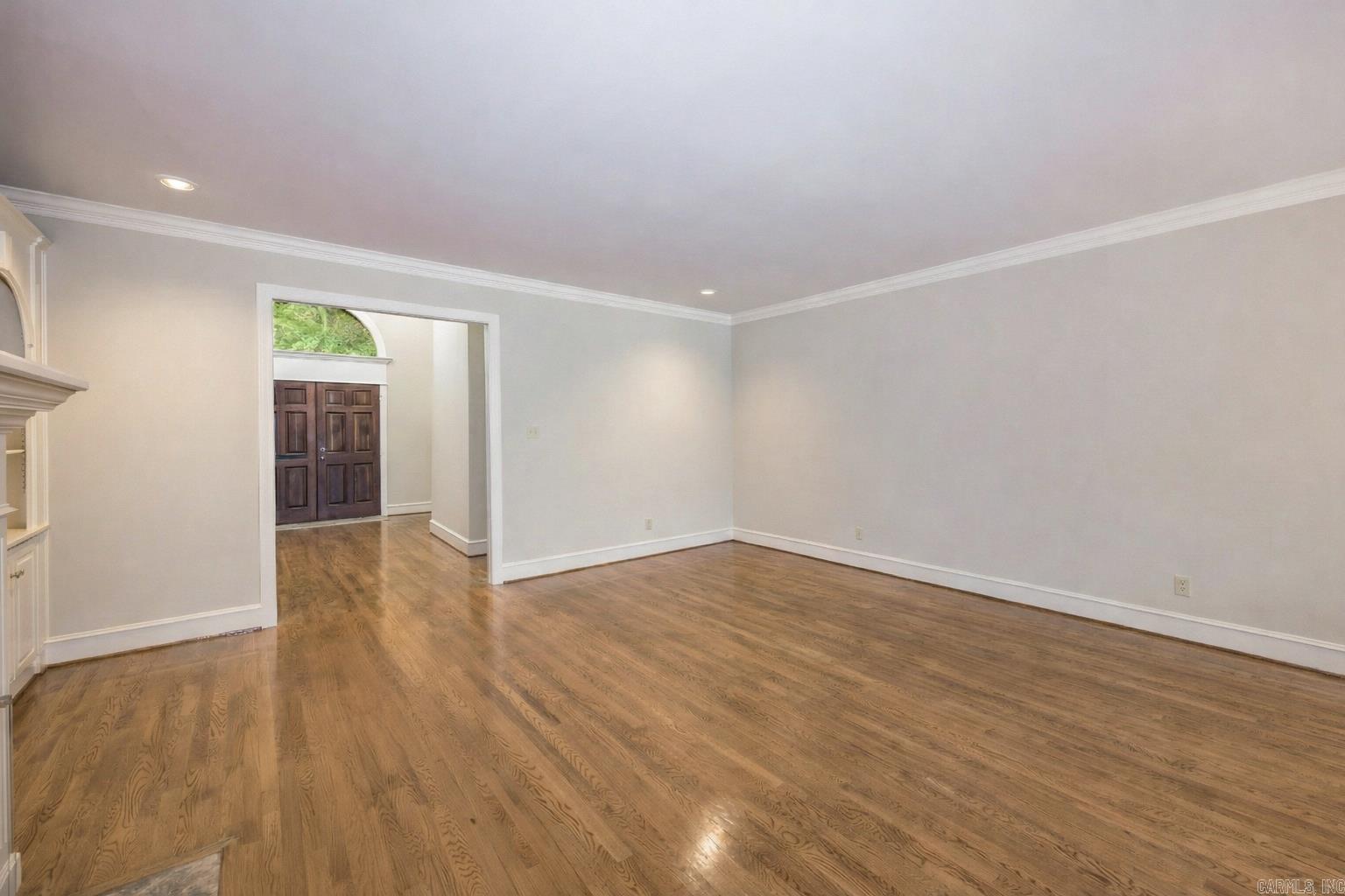 6 Frecourt Lane