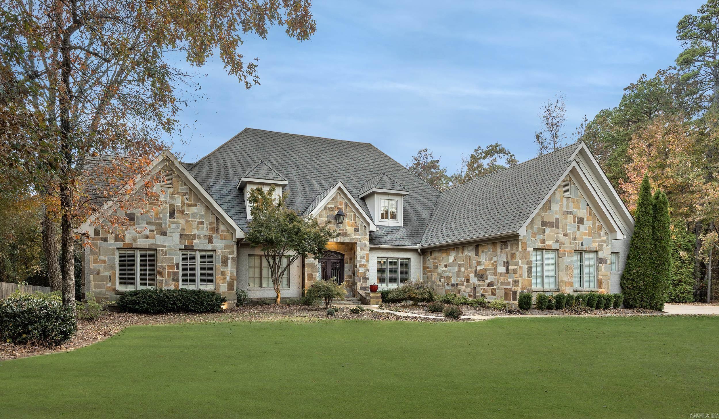 14 Sologne Circle