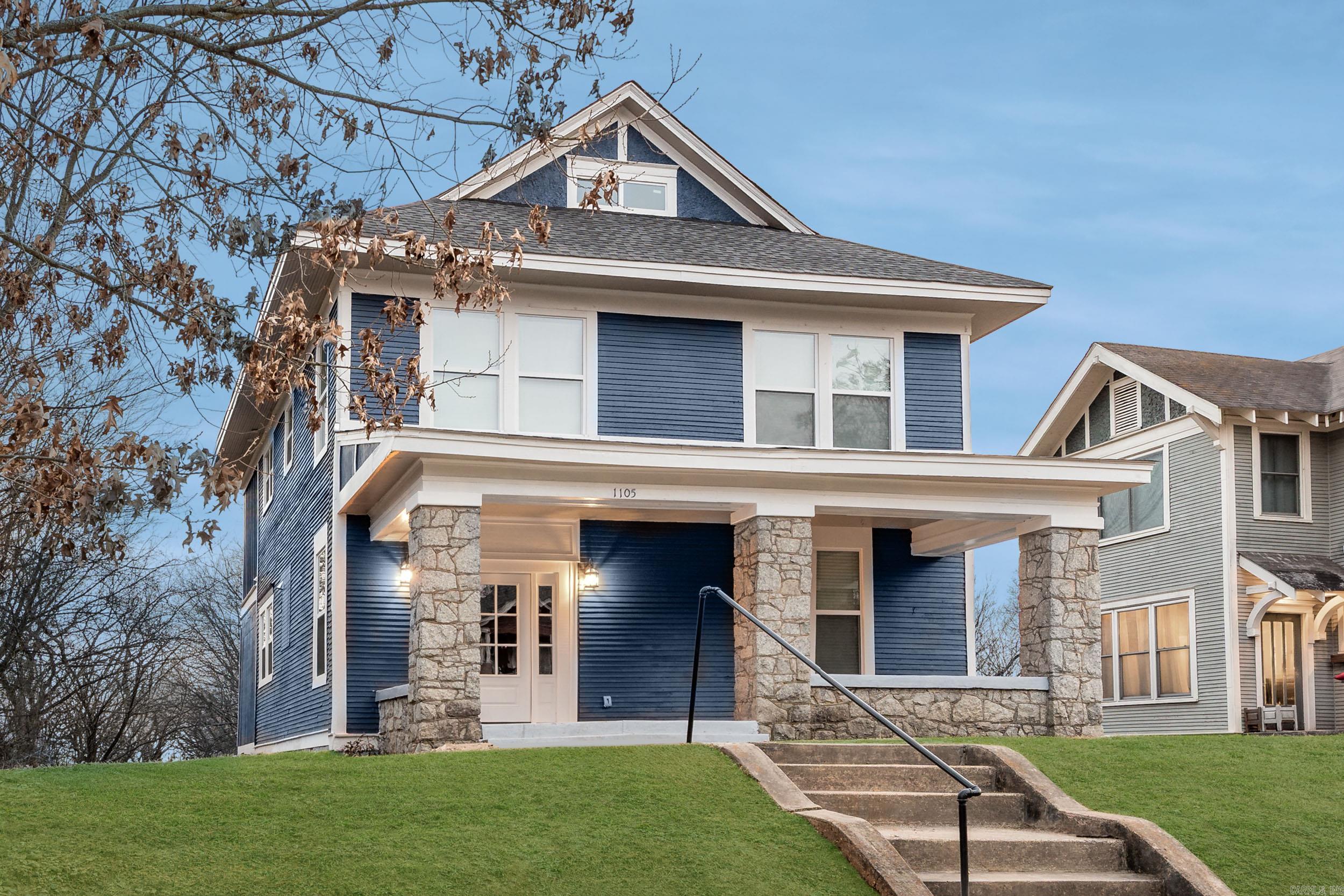 1105 W 24th Street