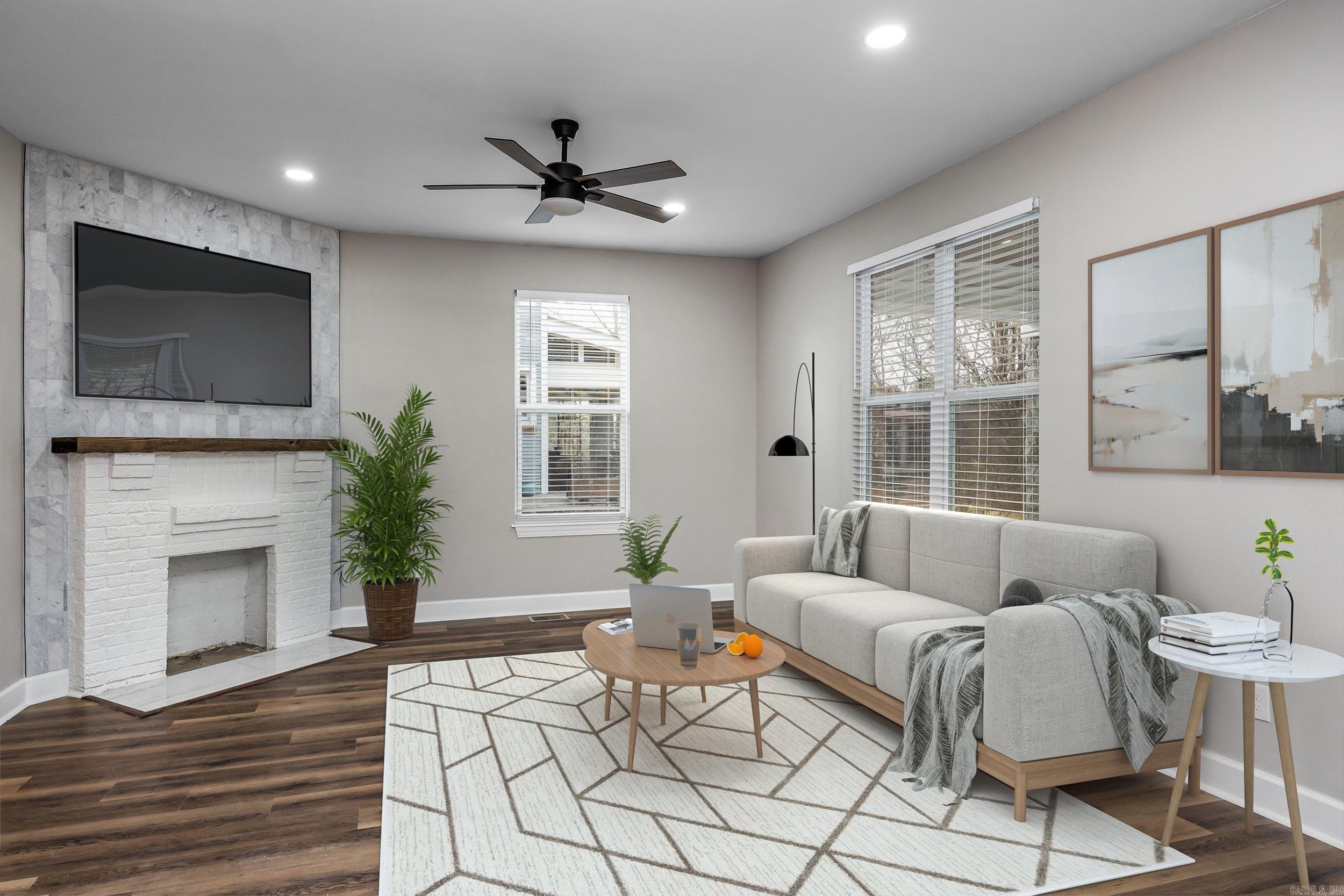 1105 W 24th Street
