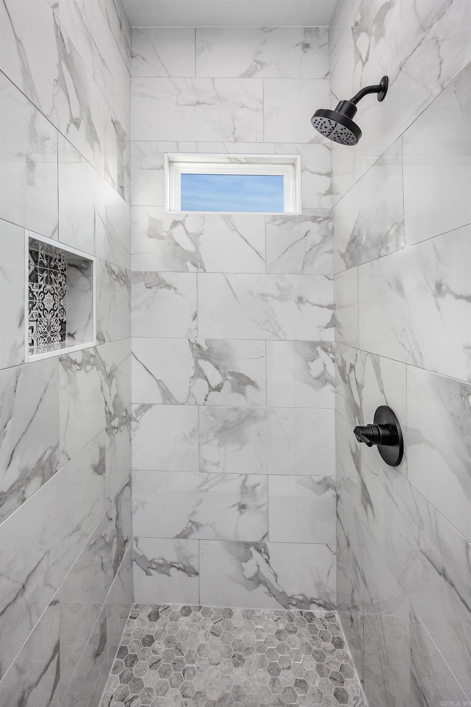 1105 W 24th Street