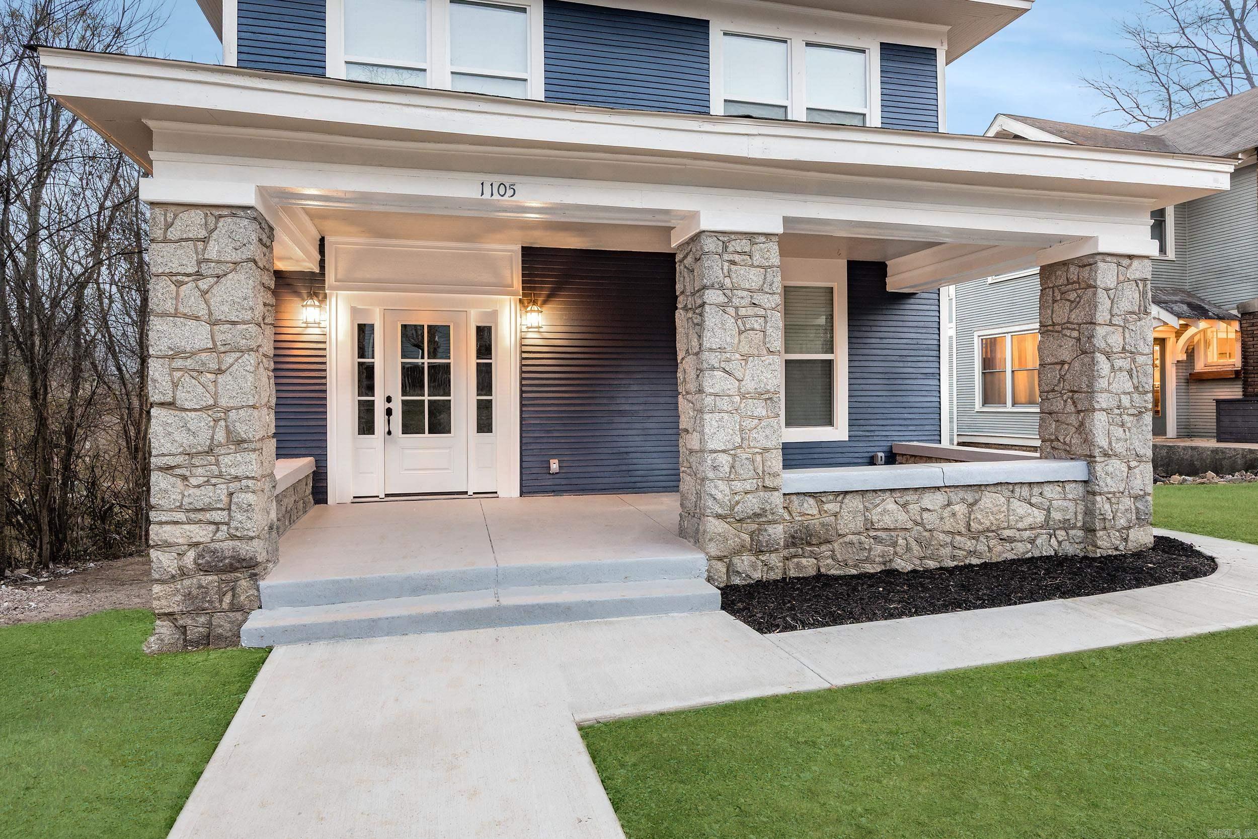 1105 W 24th Street