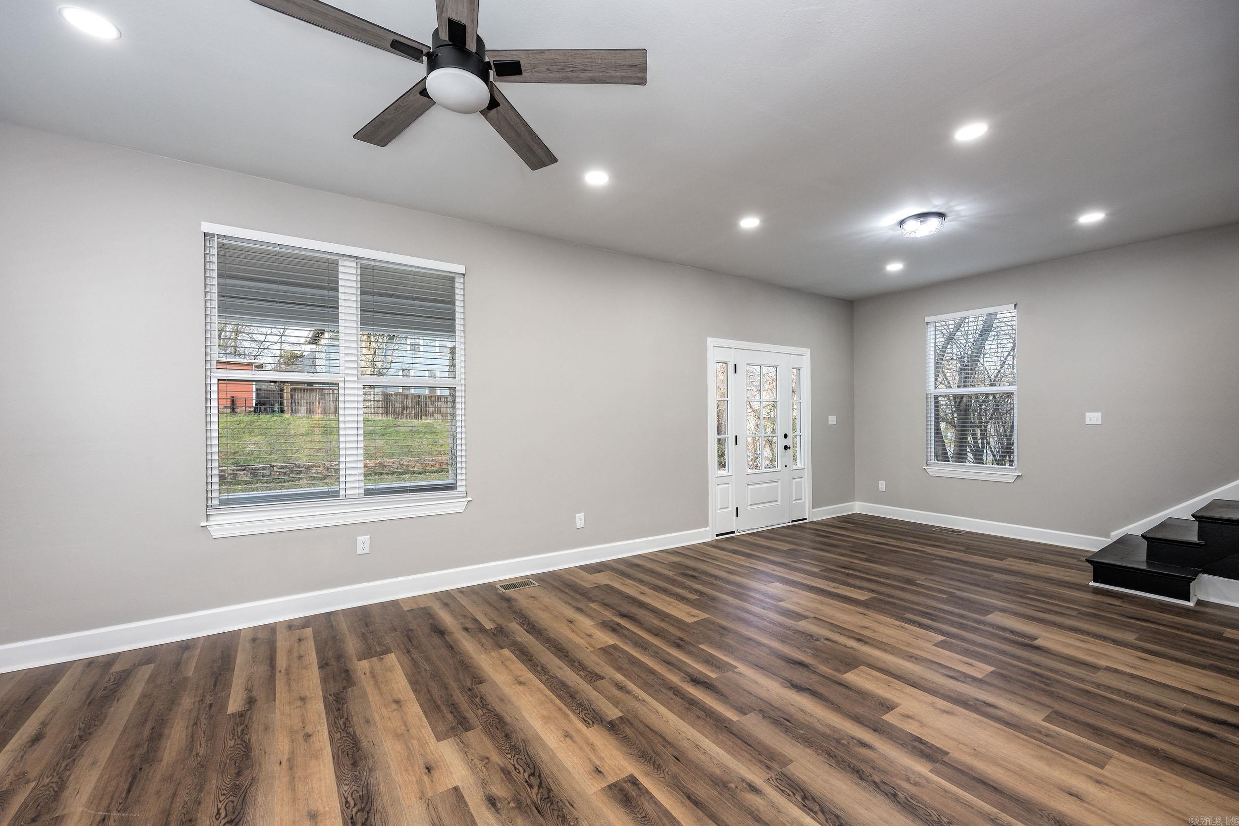 1105 W 24th Street
