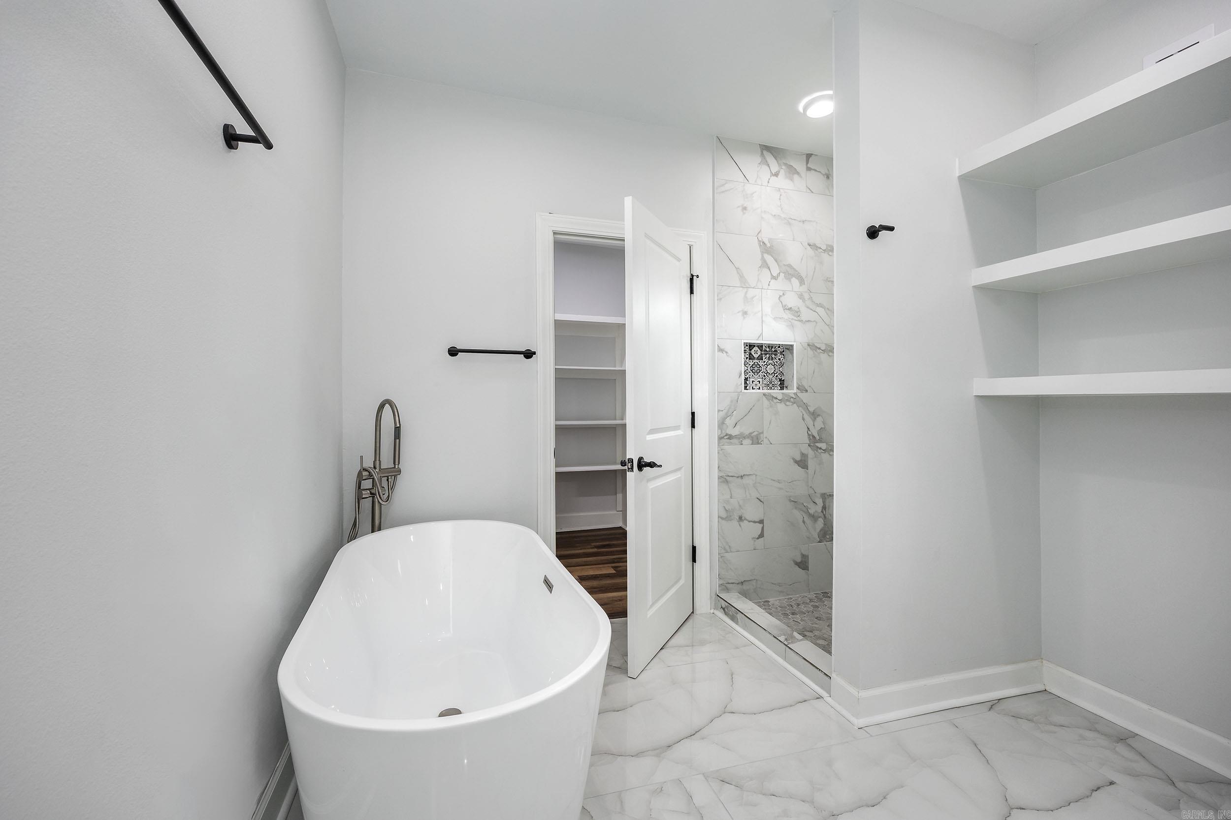 1105 W 24th Street