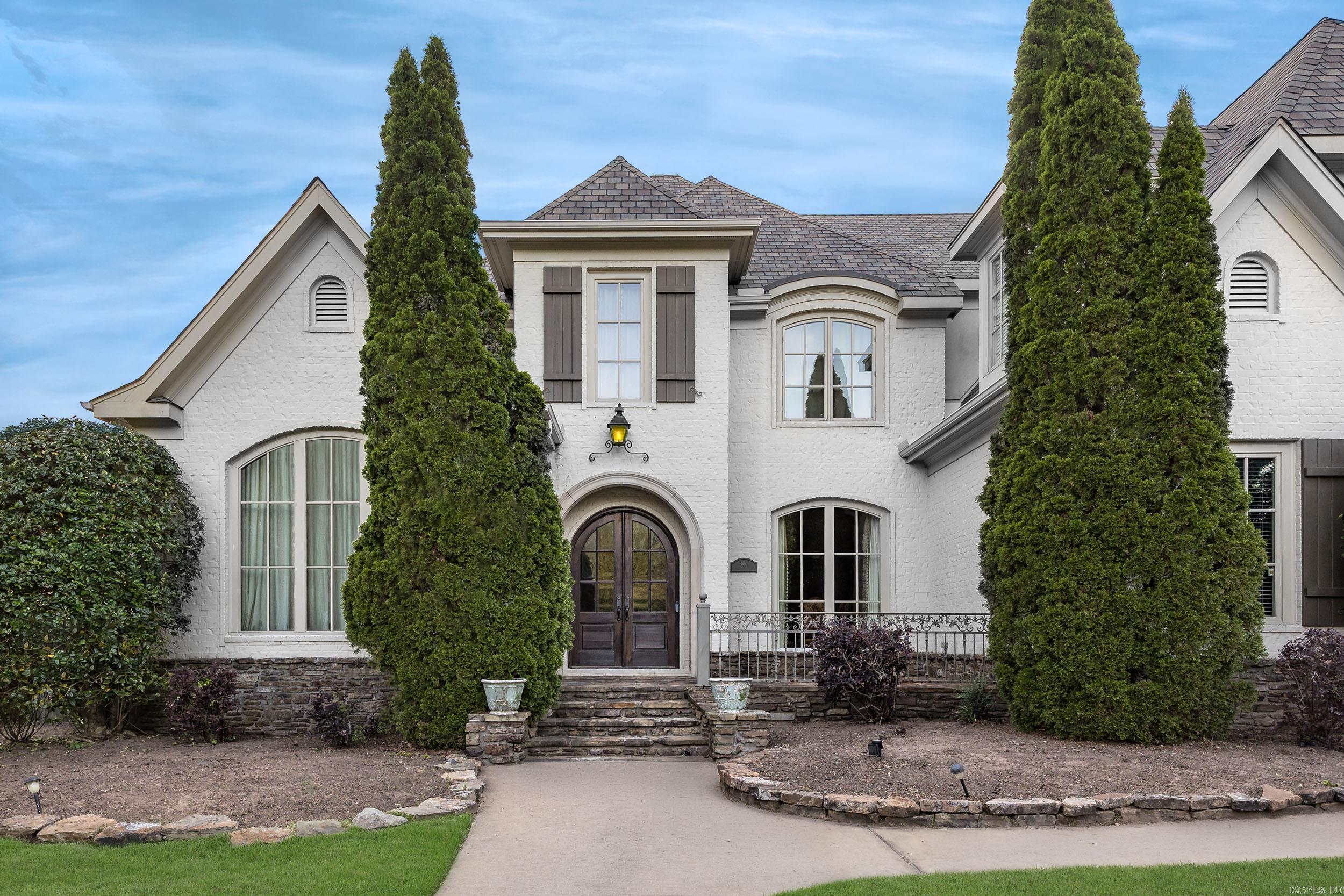 106 Deauville Drive