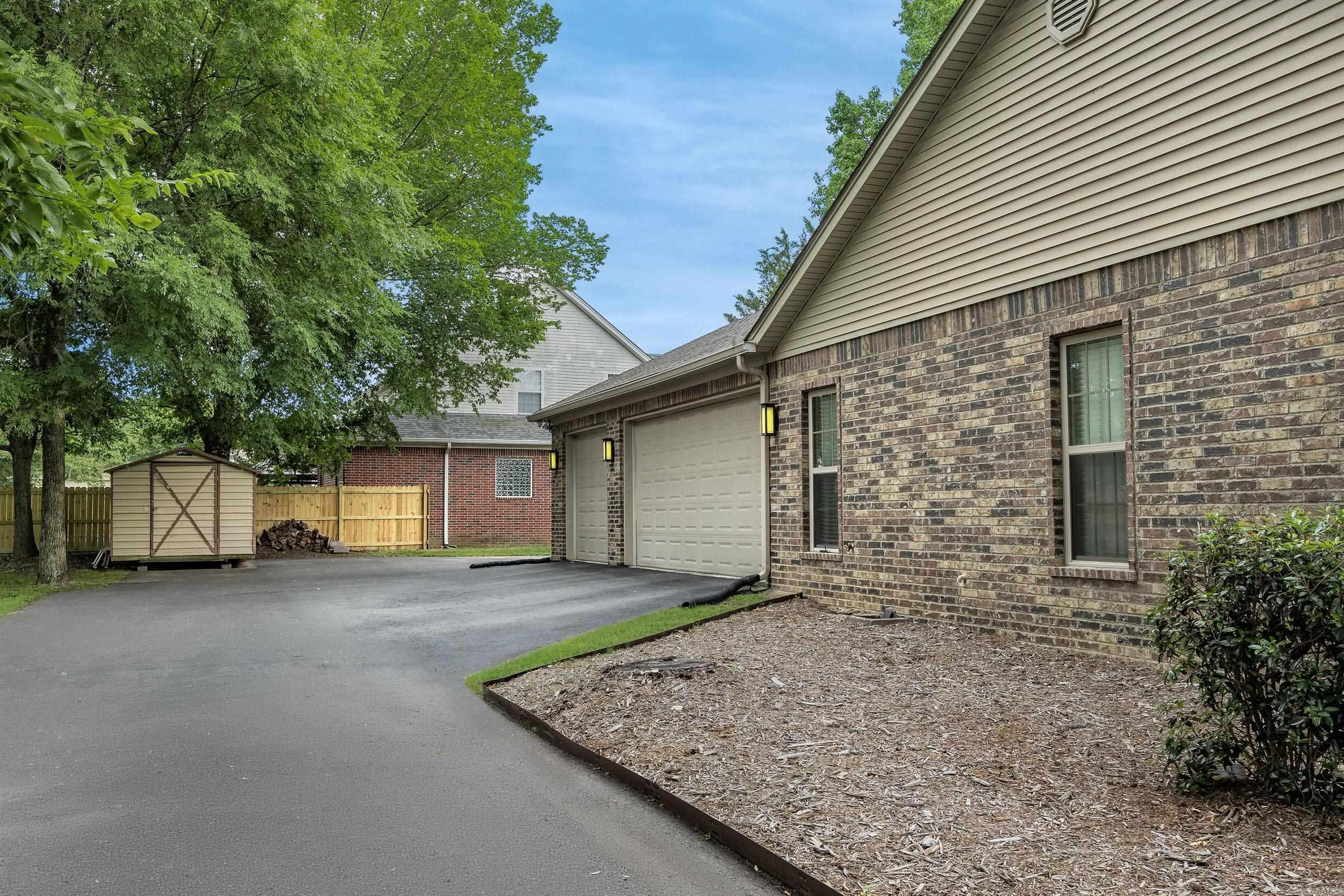 4809 Gooch Drive