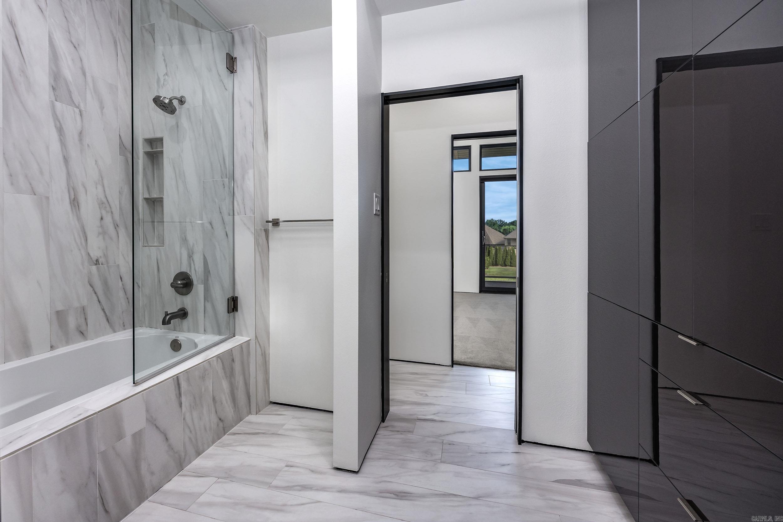 31 La Scala Court