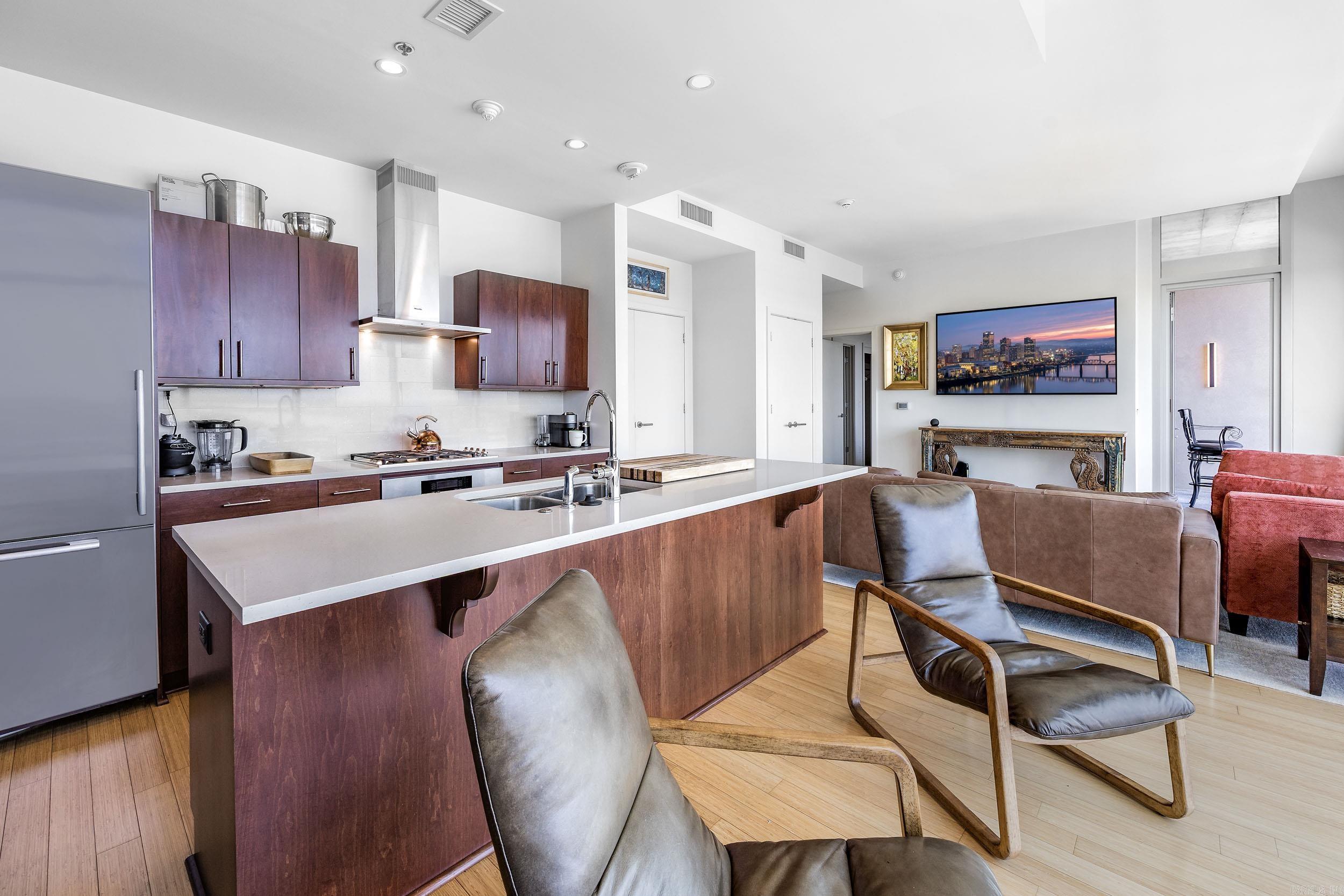 315 Rock Street Unit: 1706