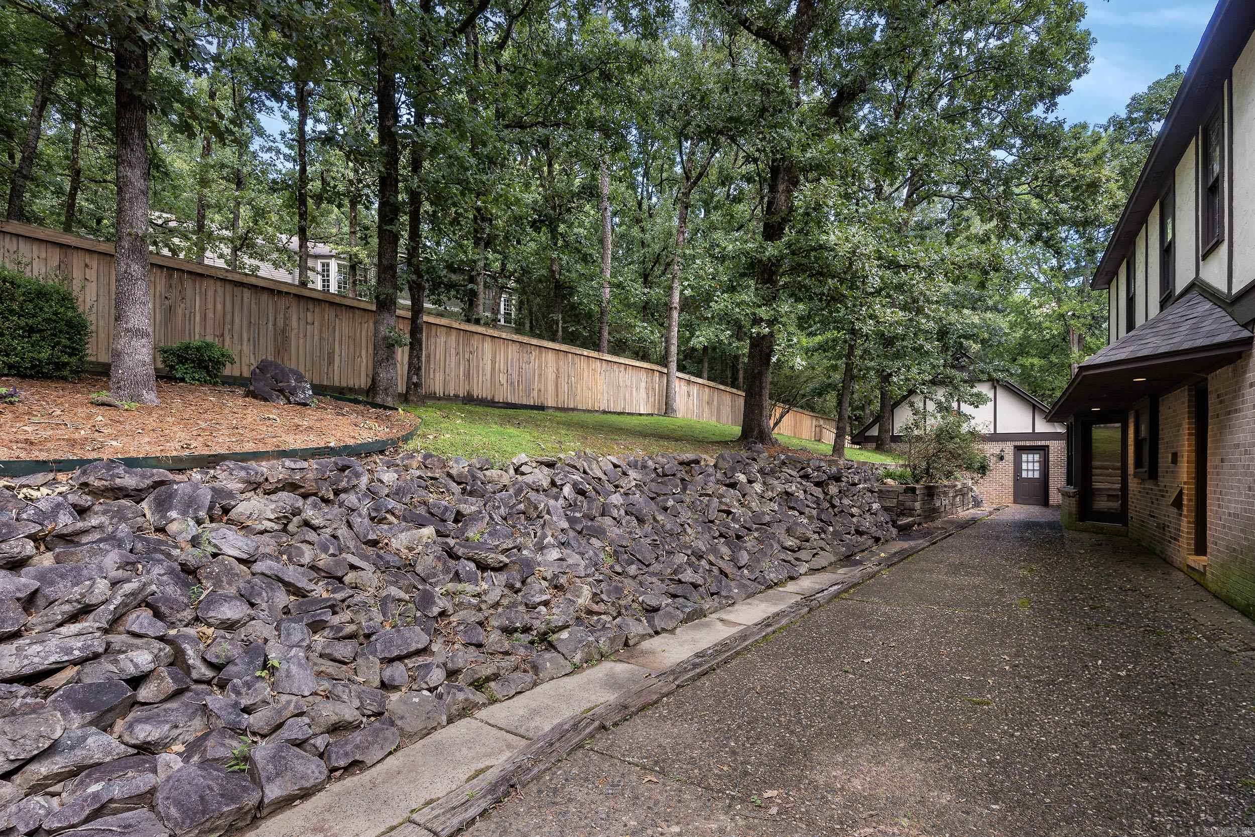 301 Valley Club Circle