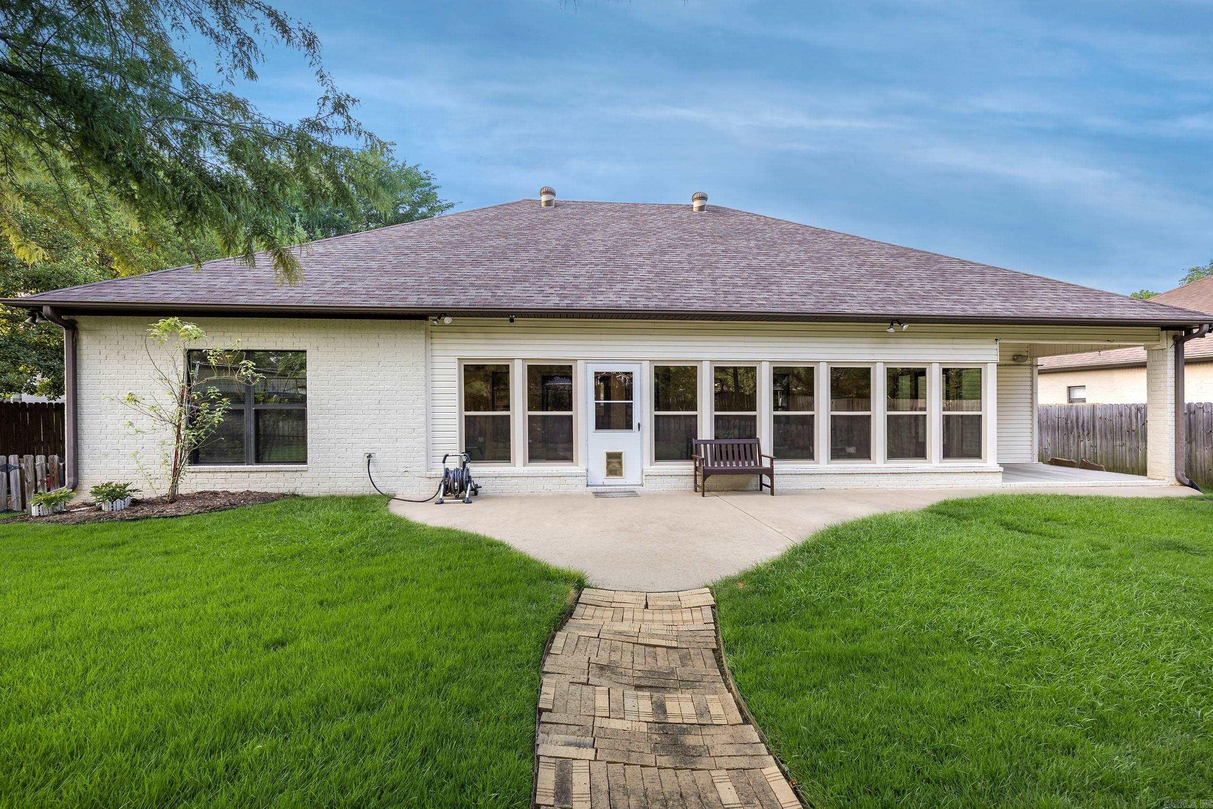 22 Stonecreek Court