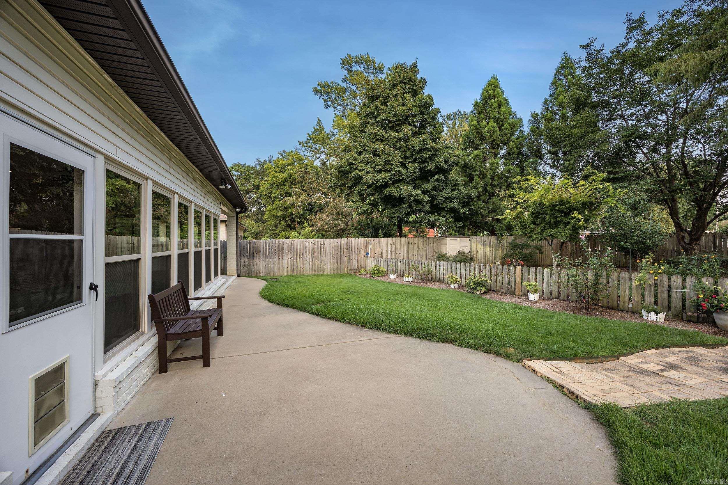 22 Stonecreek Court