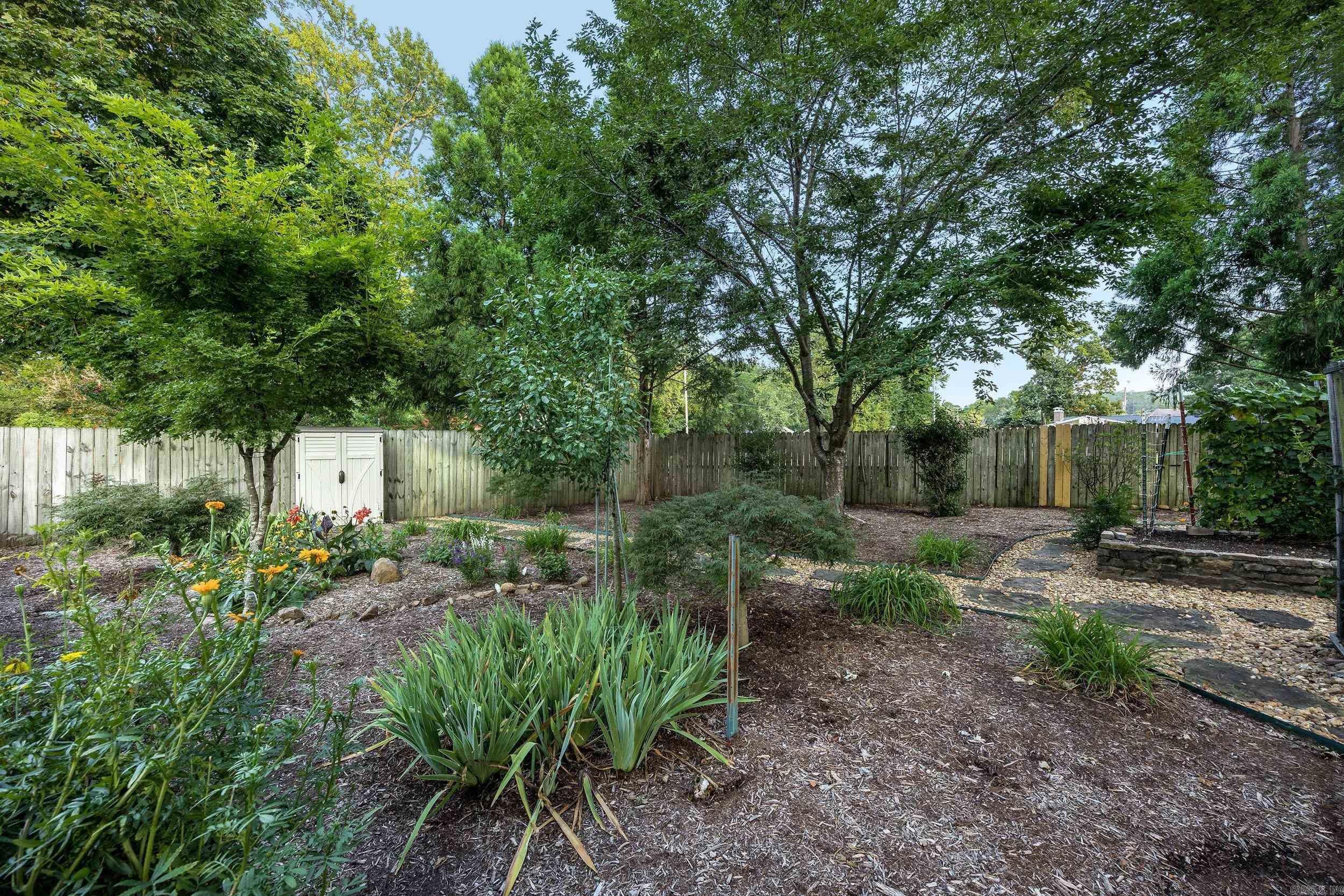 22 Stonecreek Court