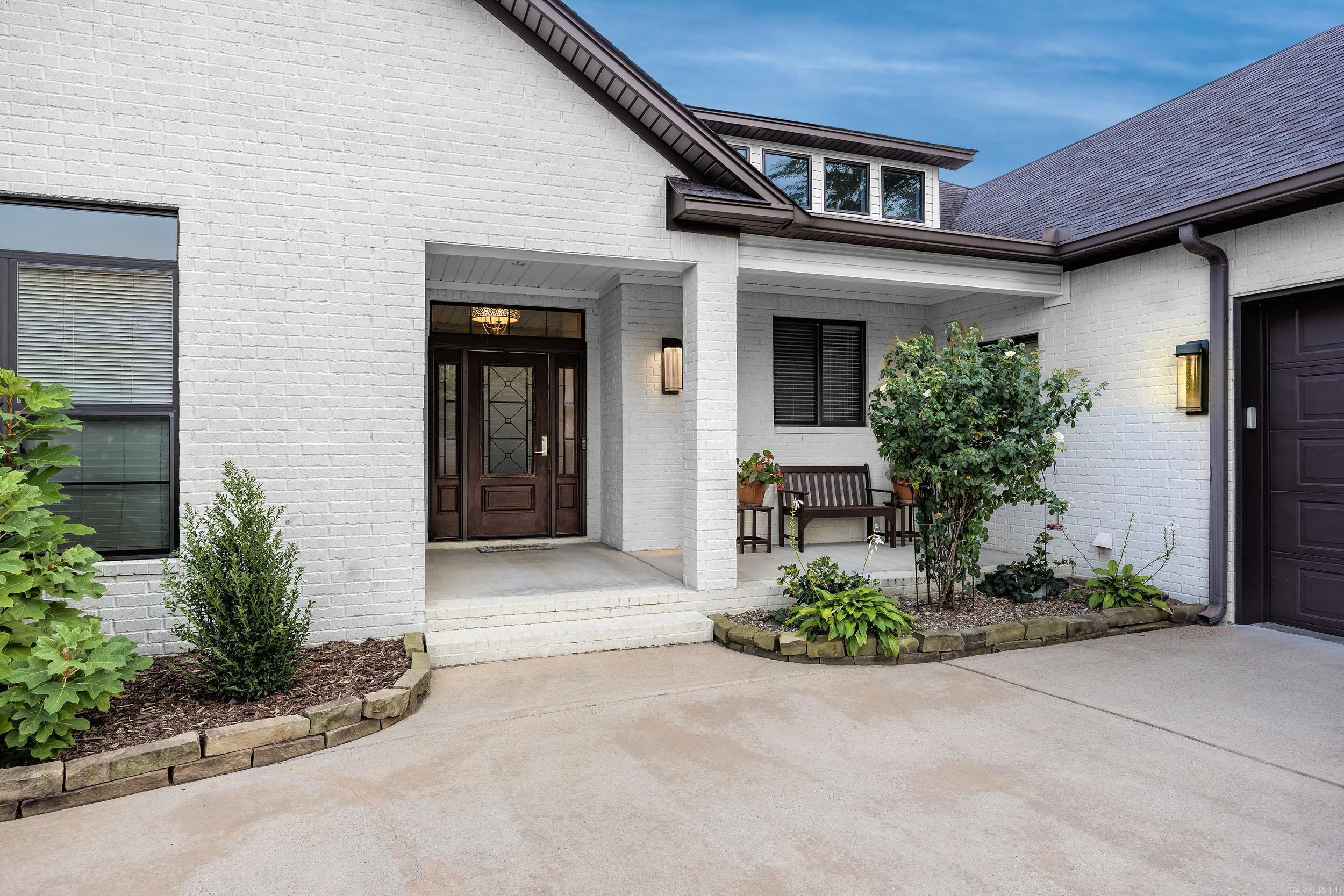 22 Stonecreek Court