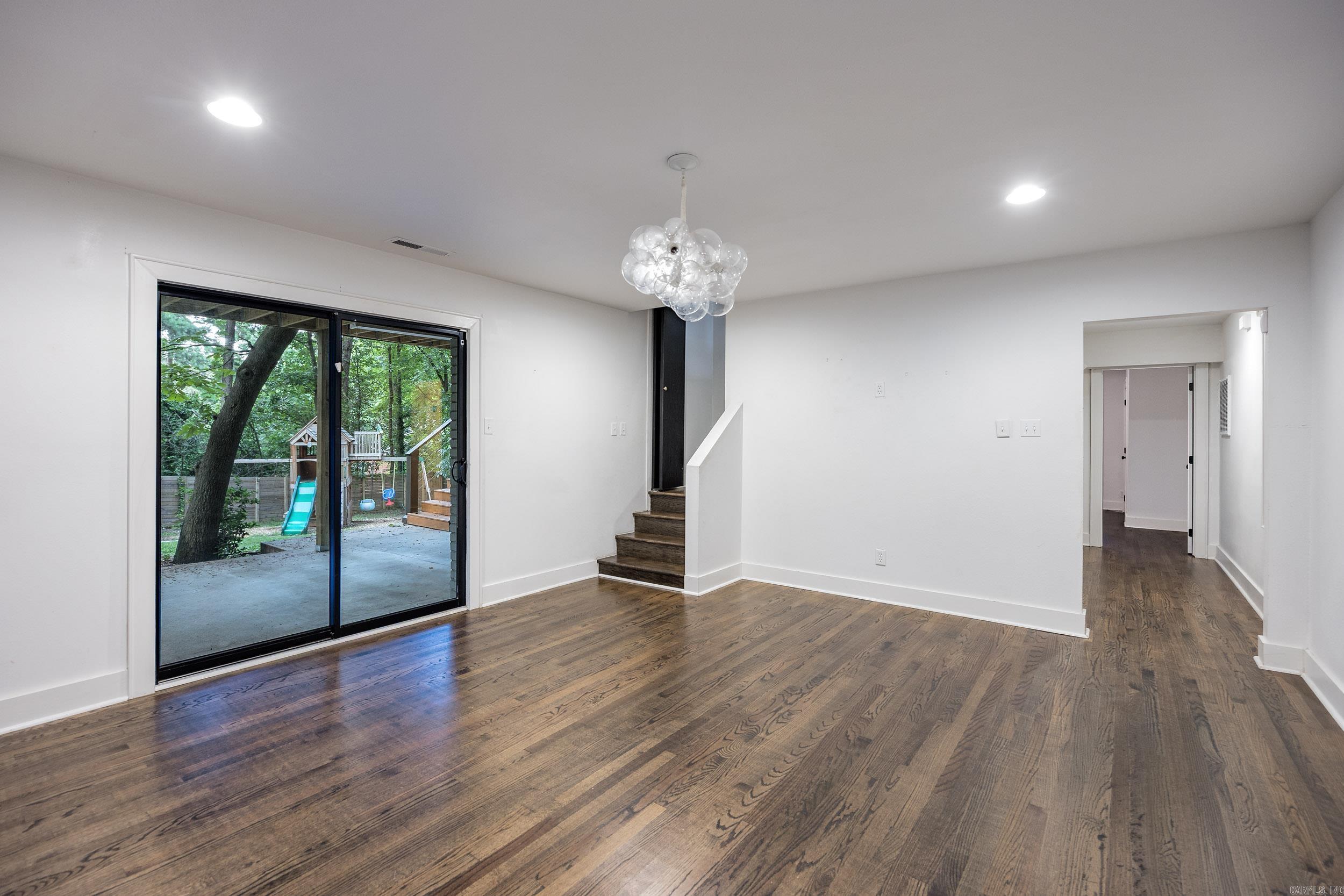 16 Robinwood Drive