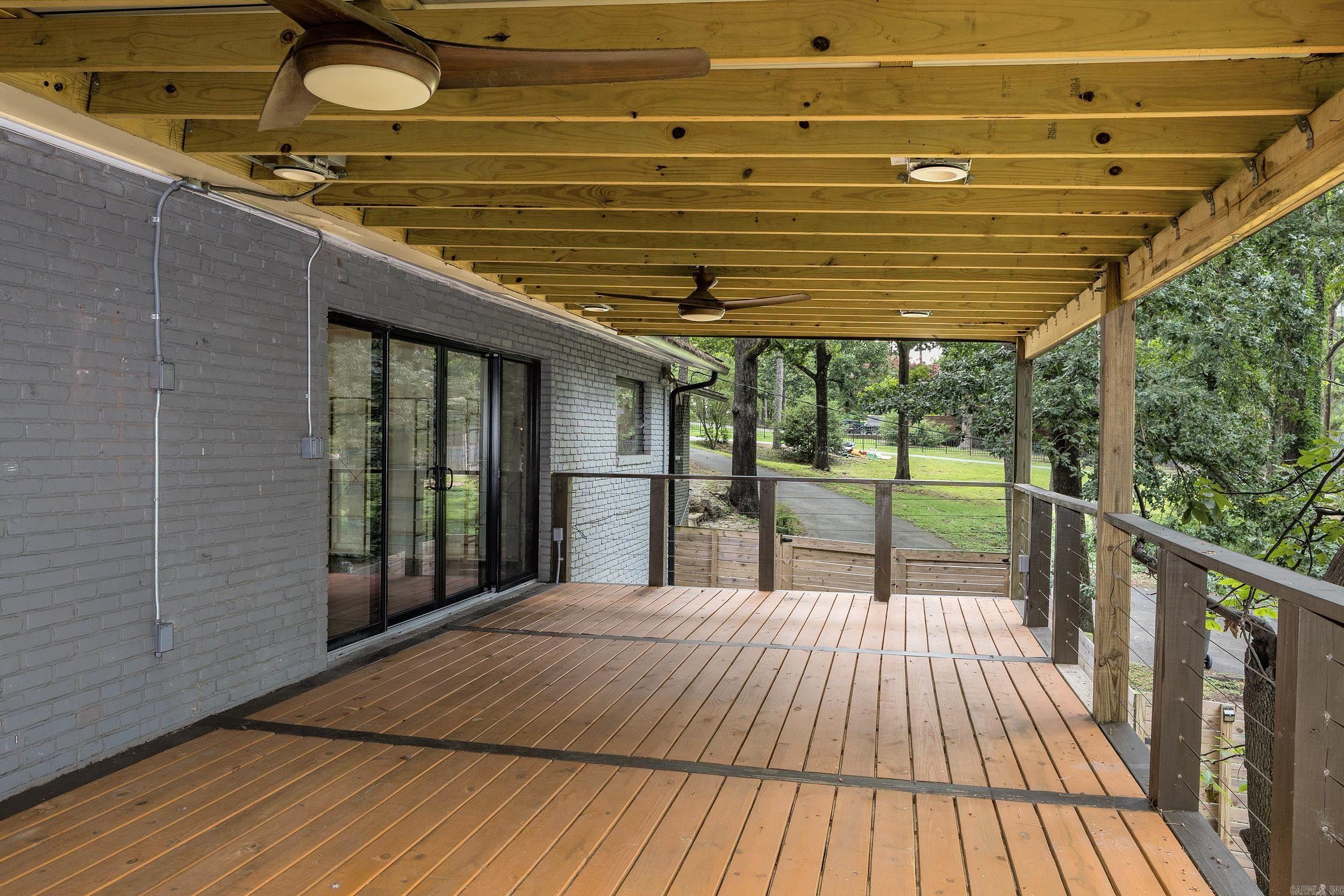 16 Robinwood Drive