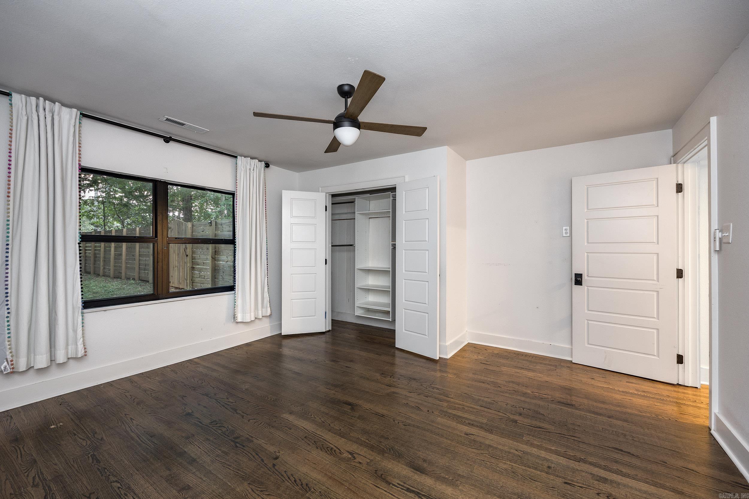 16 Robinwood Drive