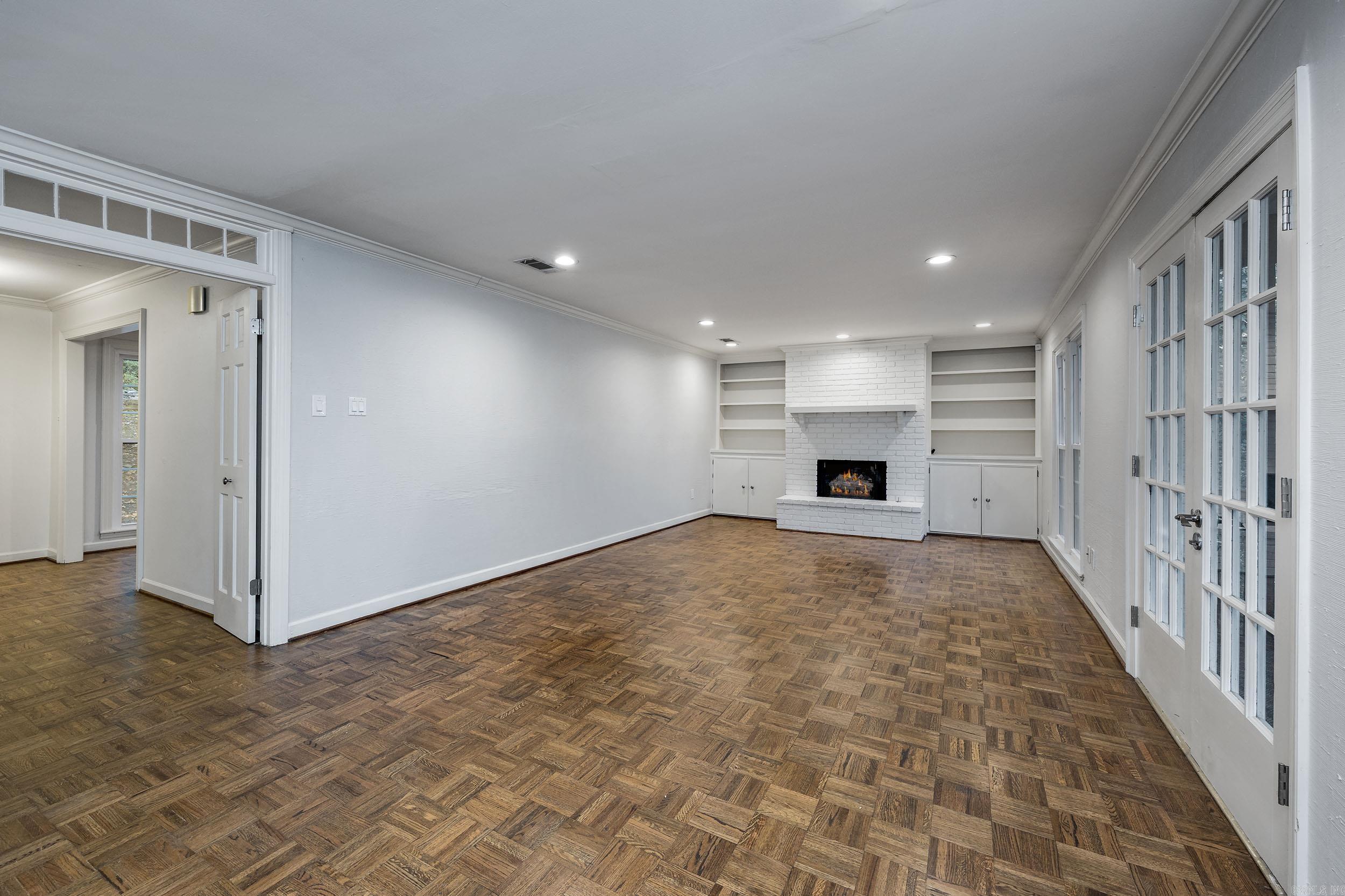 15 El Dorado Drive