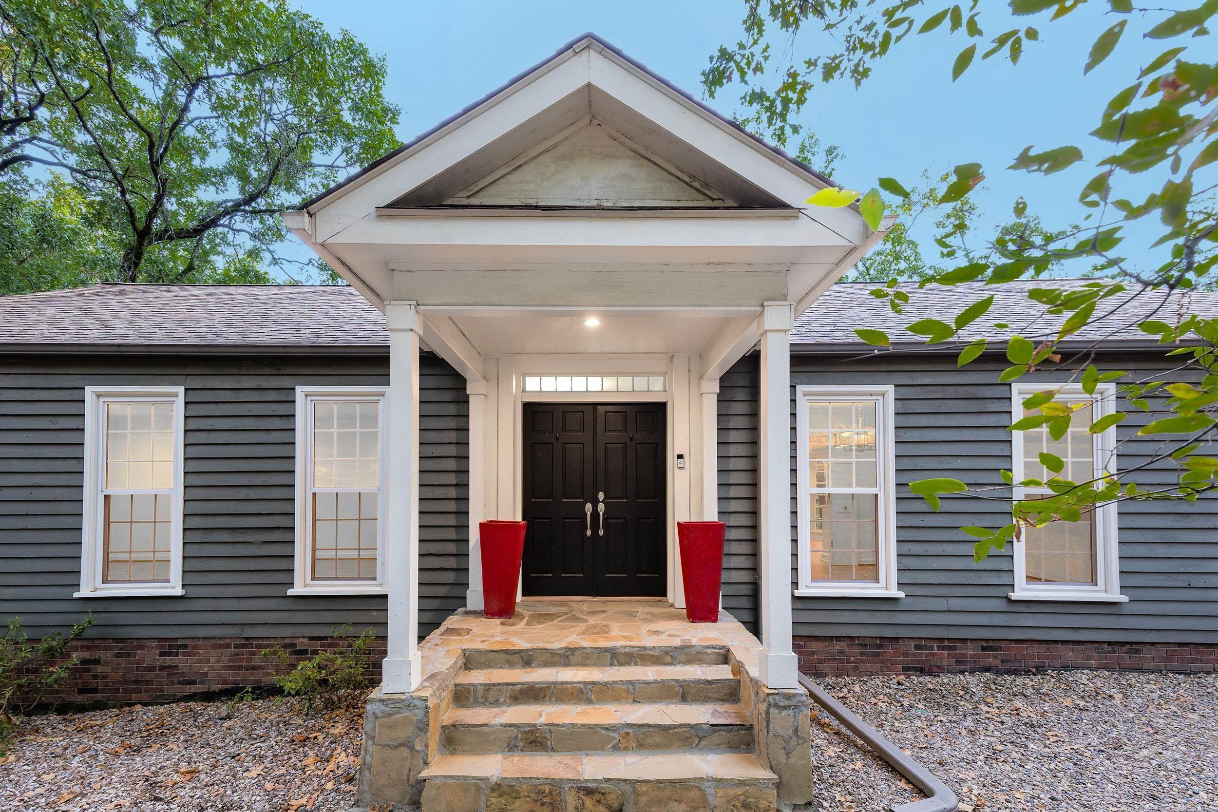 15 El Dorado Drive