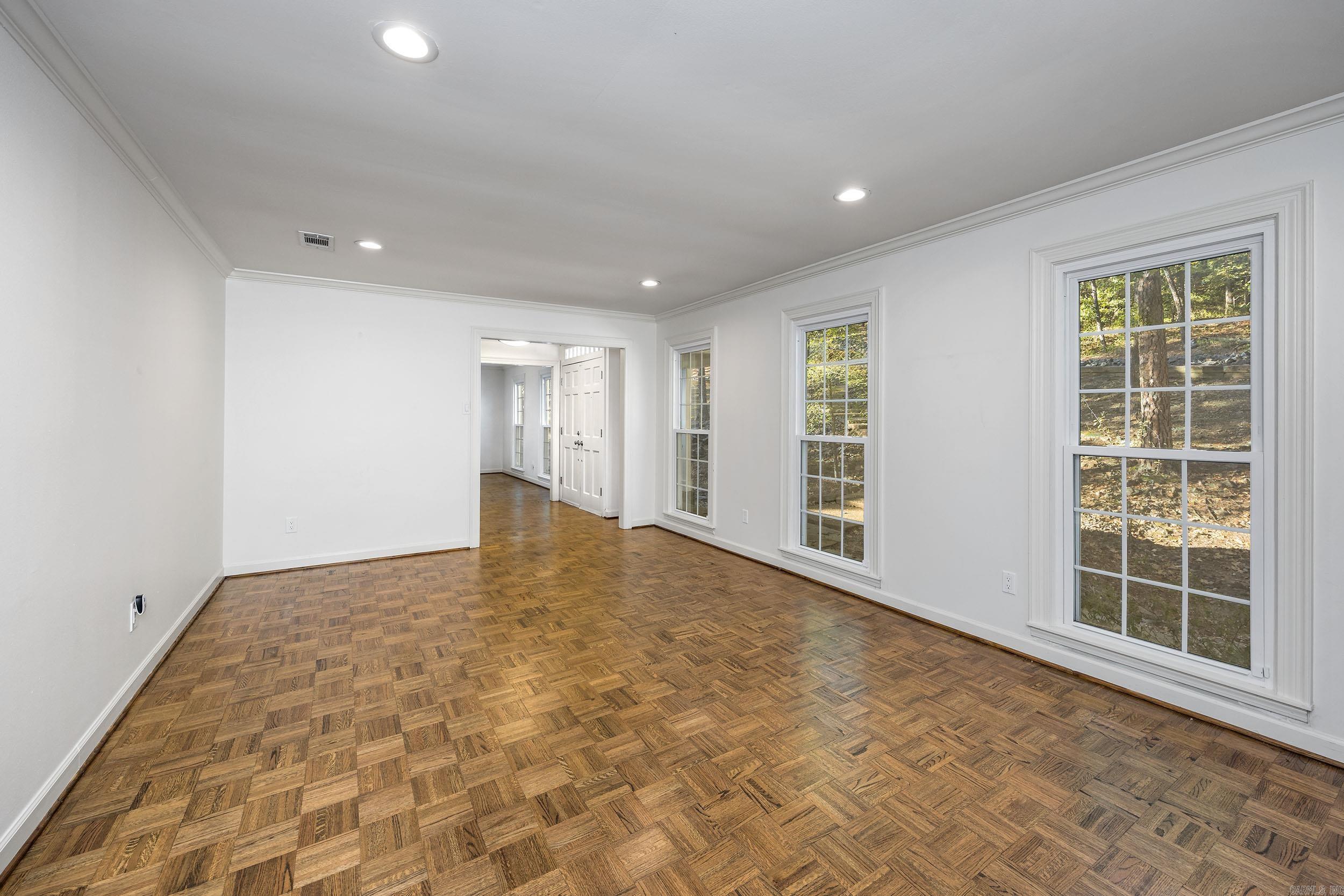 15 El Dorado Drive