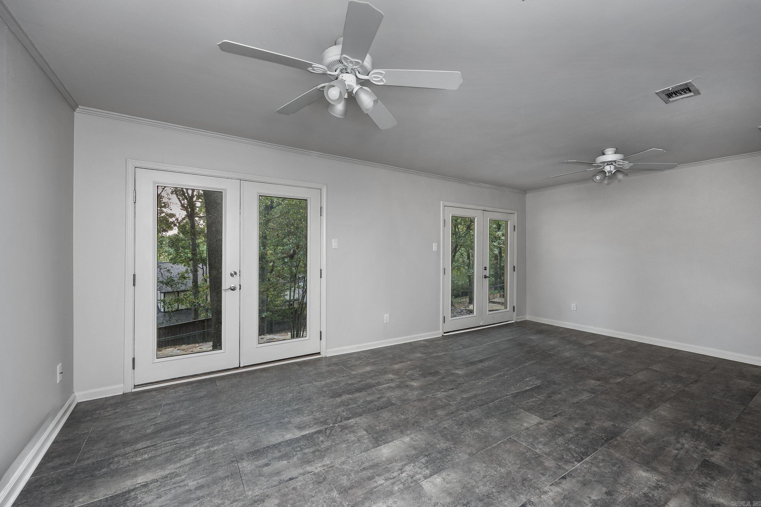 15 El Dorado Drive