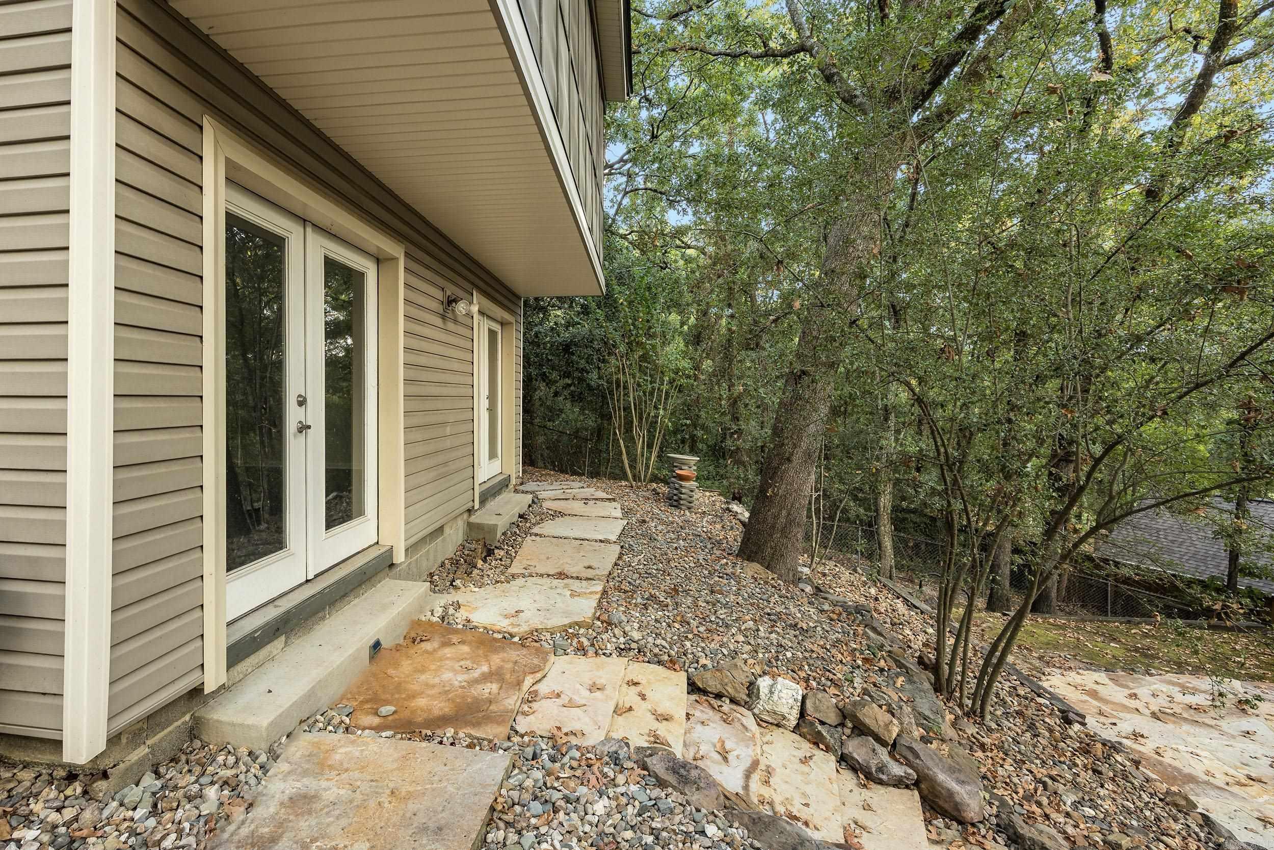 15 El Dorado Drive