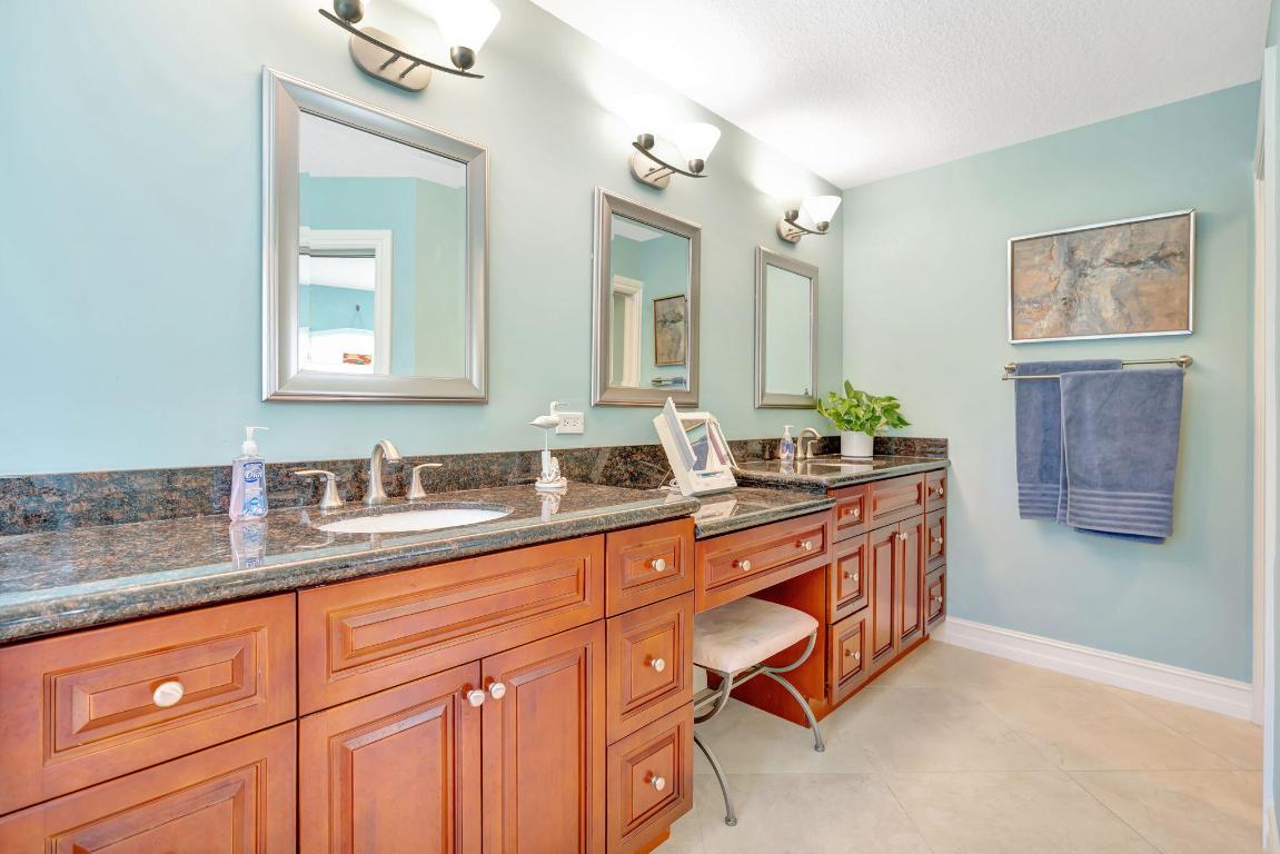 6533 Winding Lake Drive