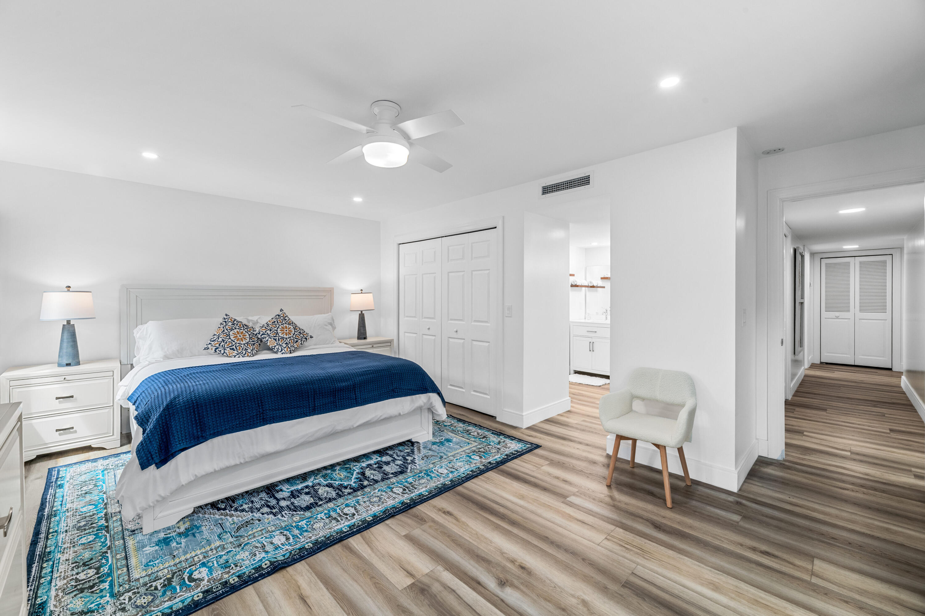 1618 Twelve Oaks Way 101