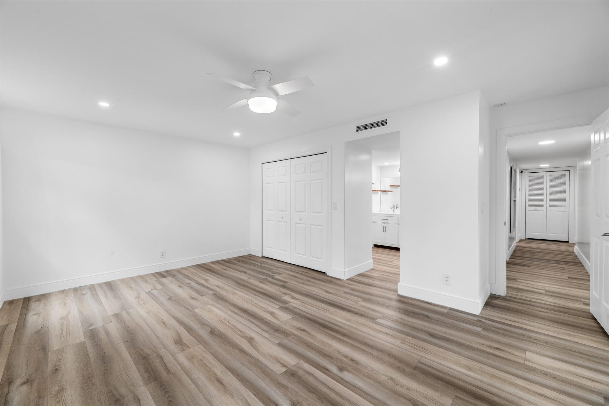 1618 Twelve Oaks Way 101