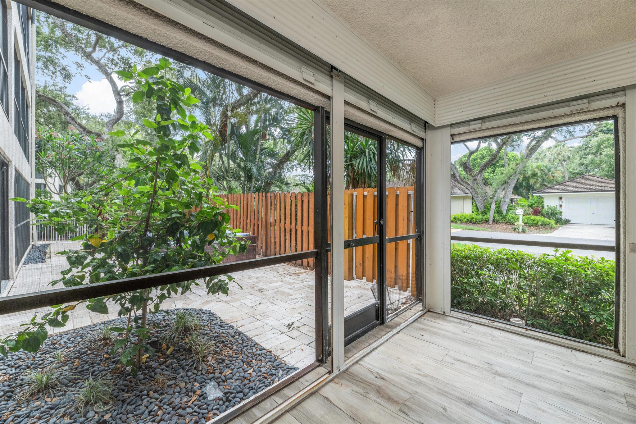 1618 Twelve Oaks Way 101