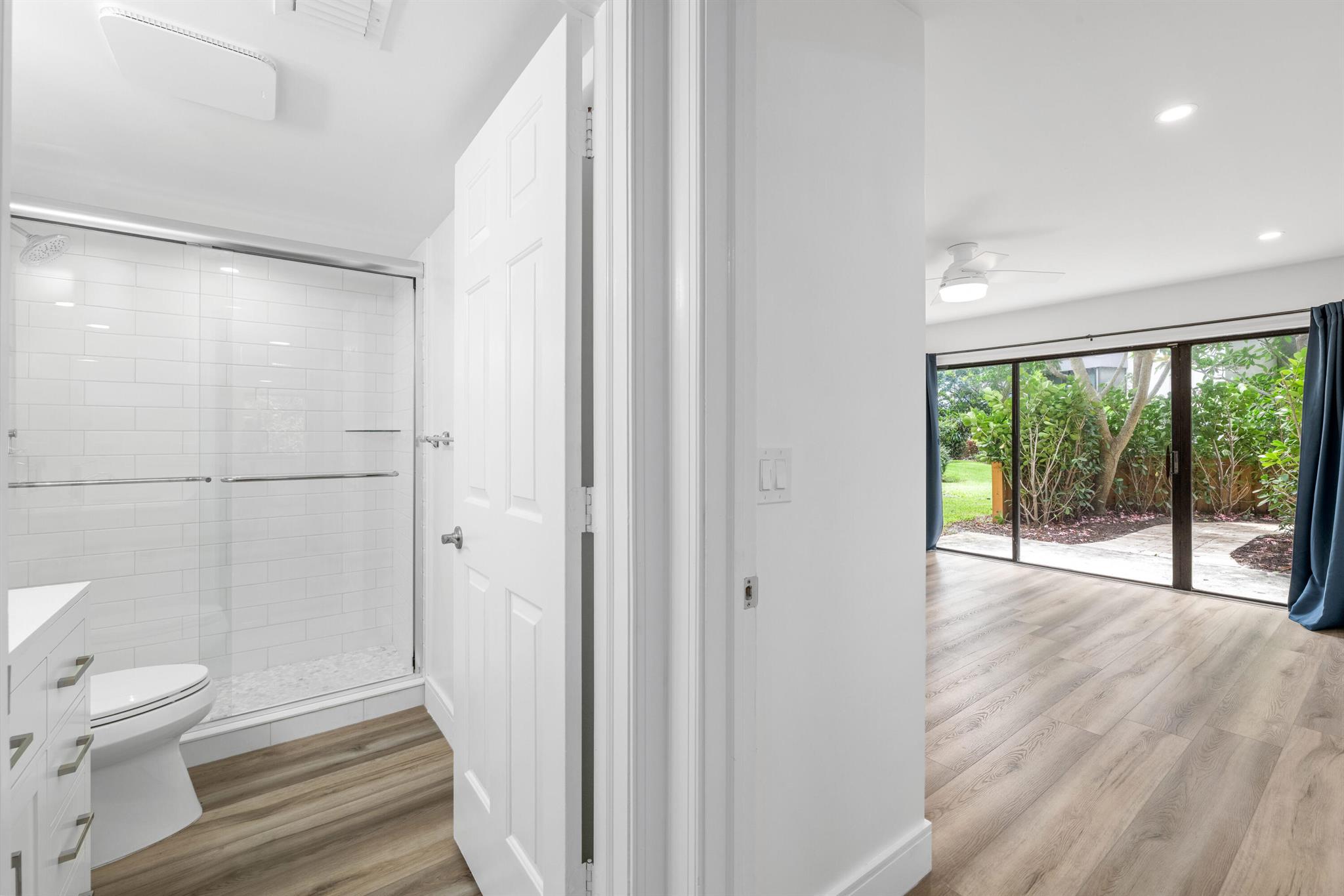 1618 Twelve Oaks Way 101