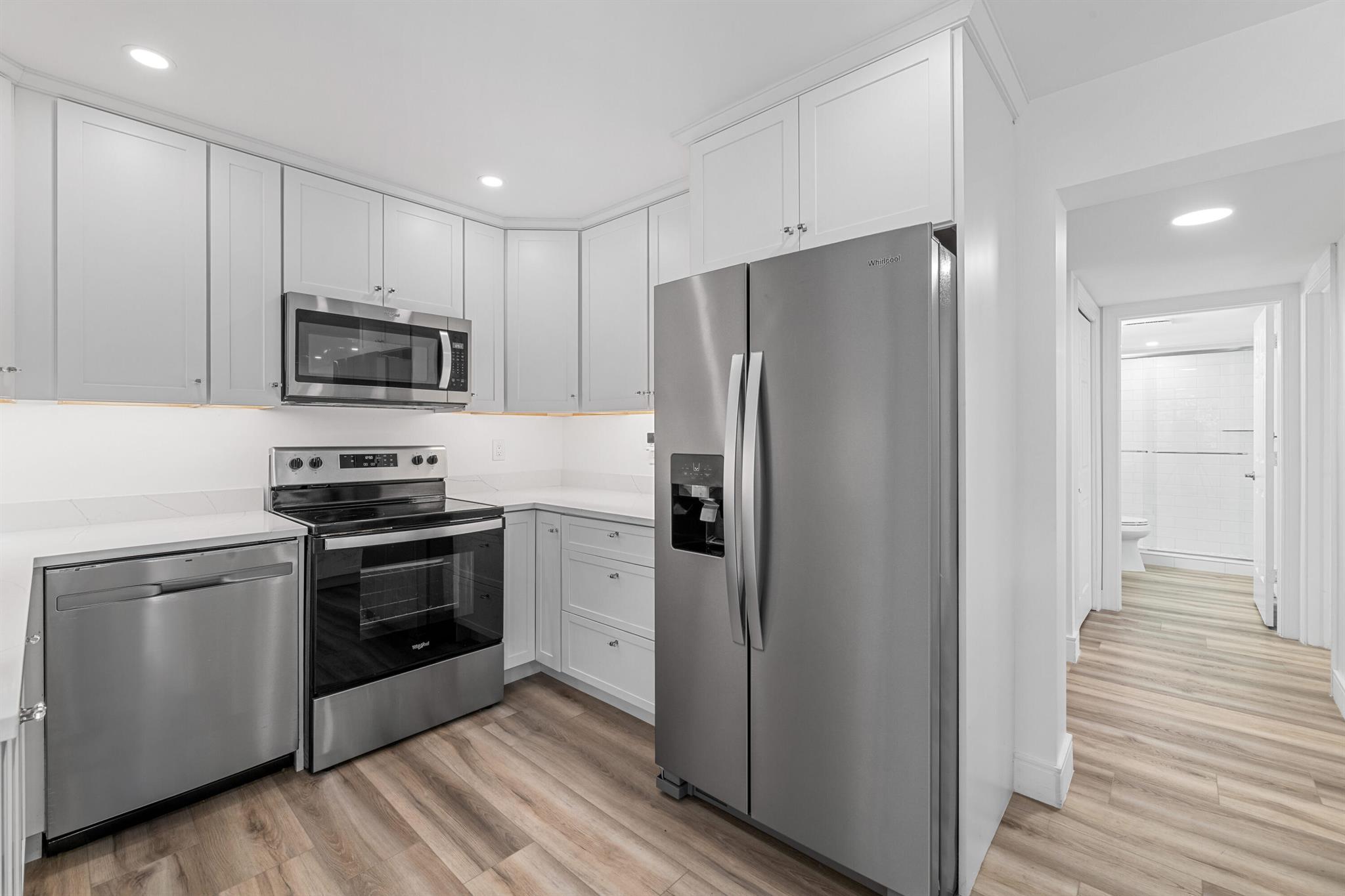 1618 Twelve Oaks Way 101