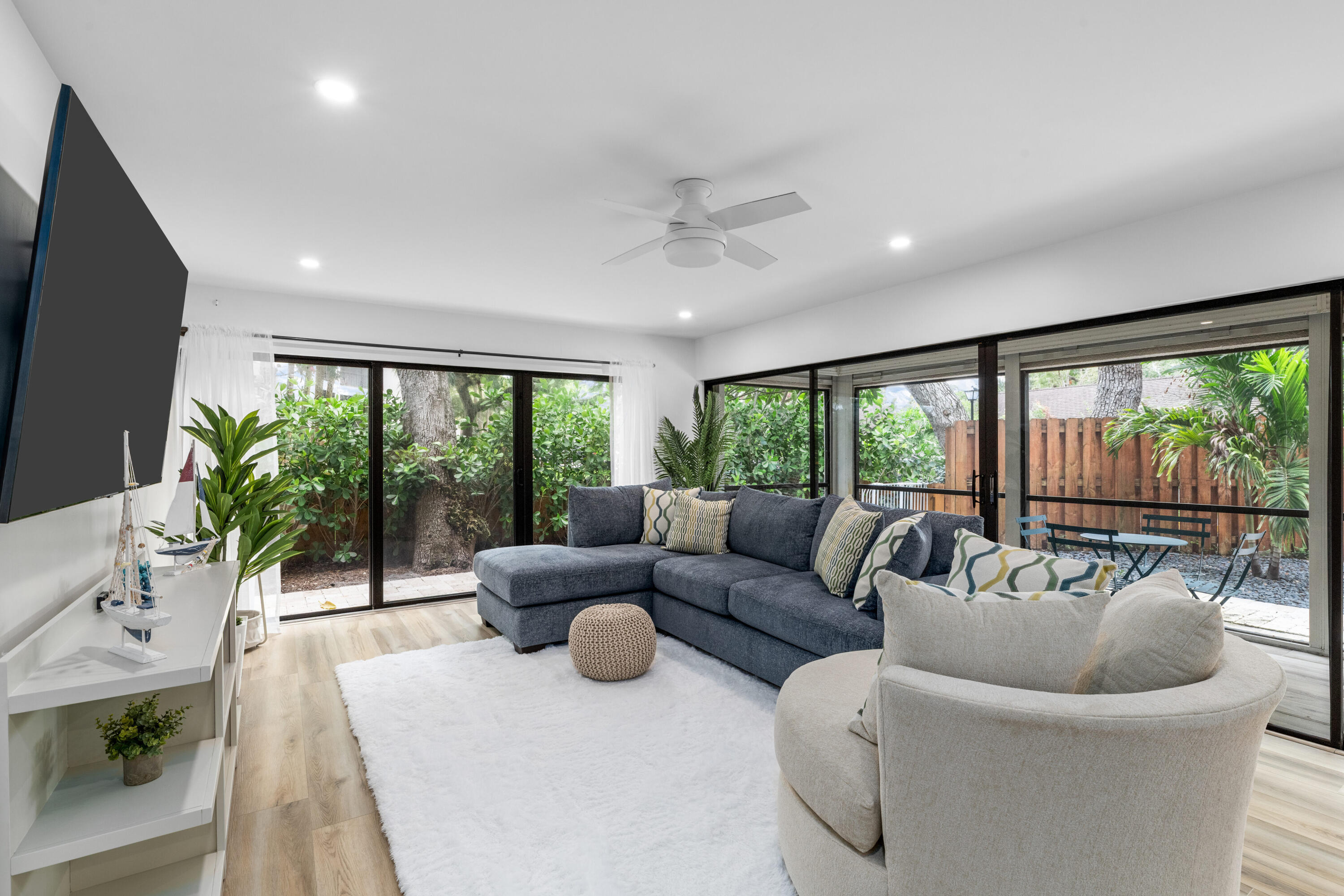 1618 Twelve Oaks Way 101