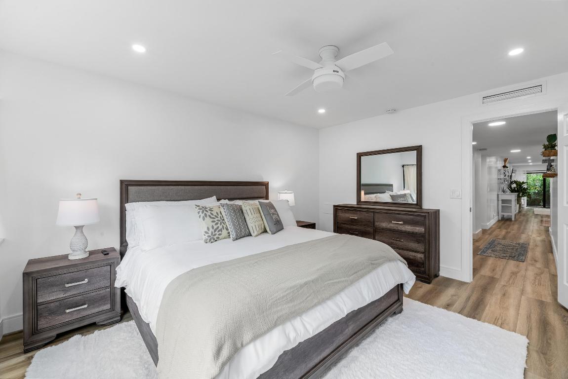 1618 Twelve Oaks Way 101