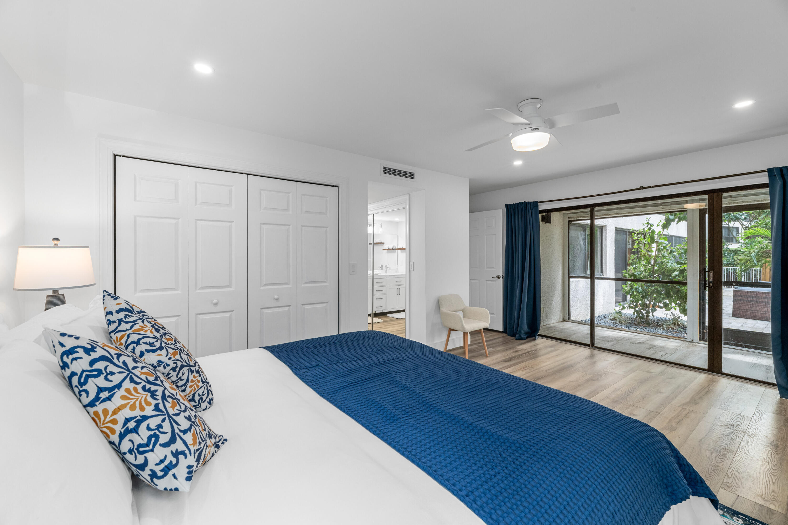 1618 Twelve Oaks Way 101